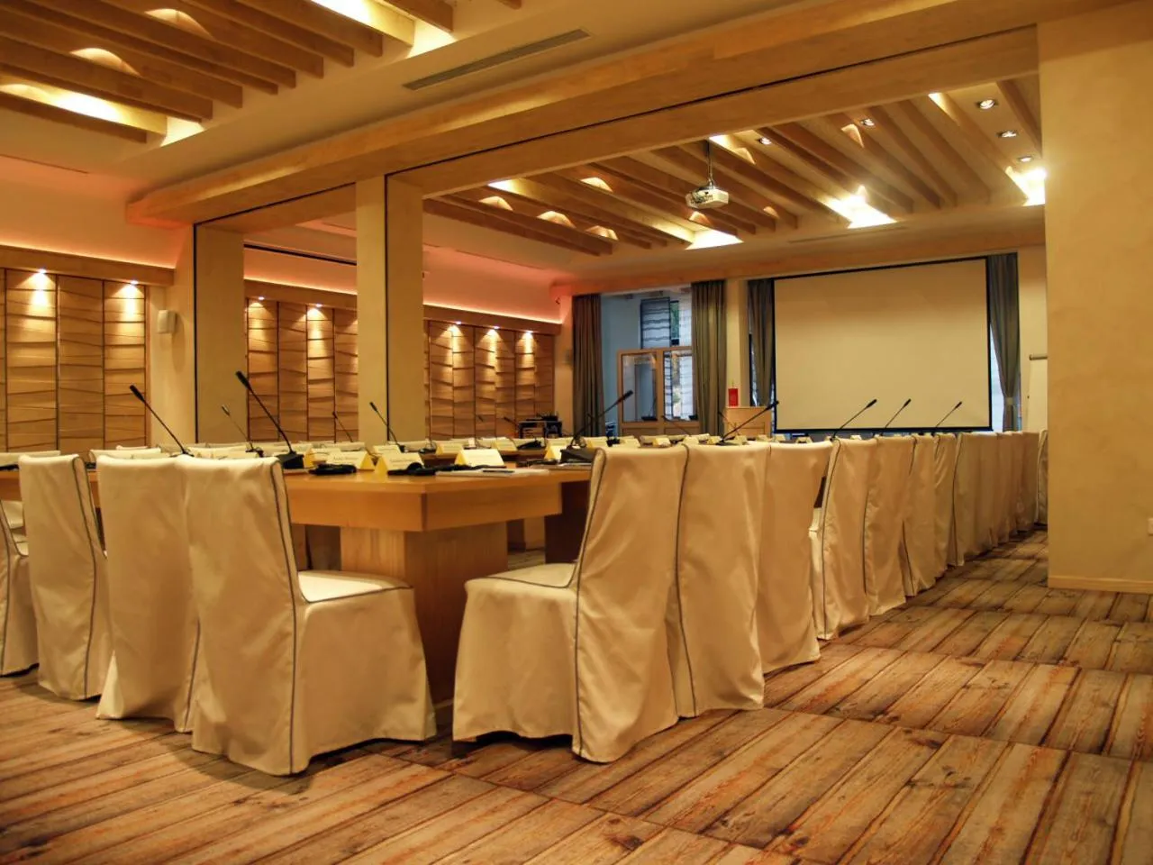 Business facilities in Hotel Pahuljica