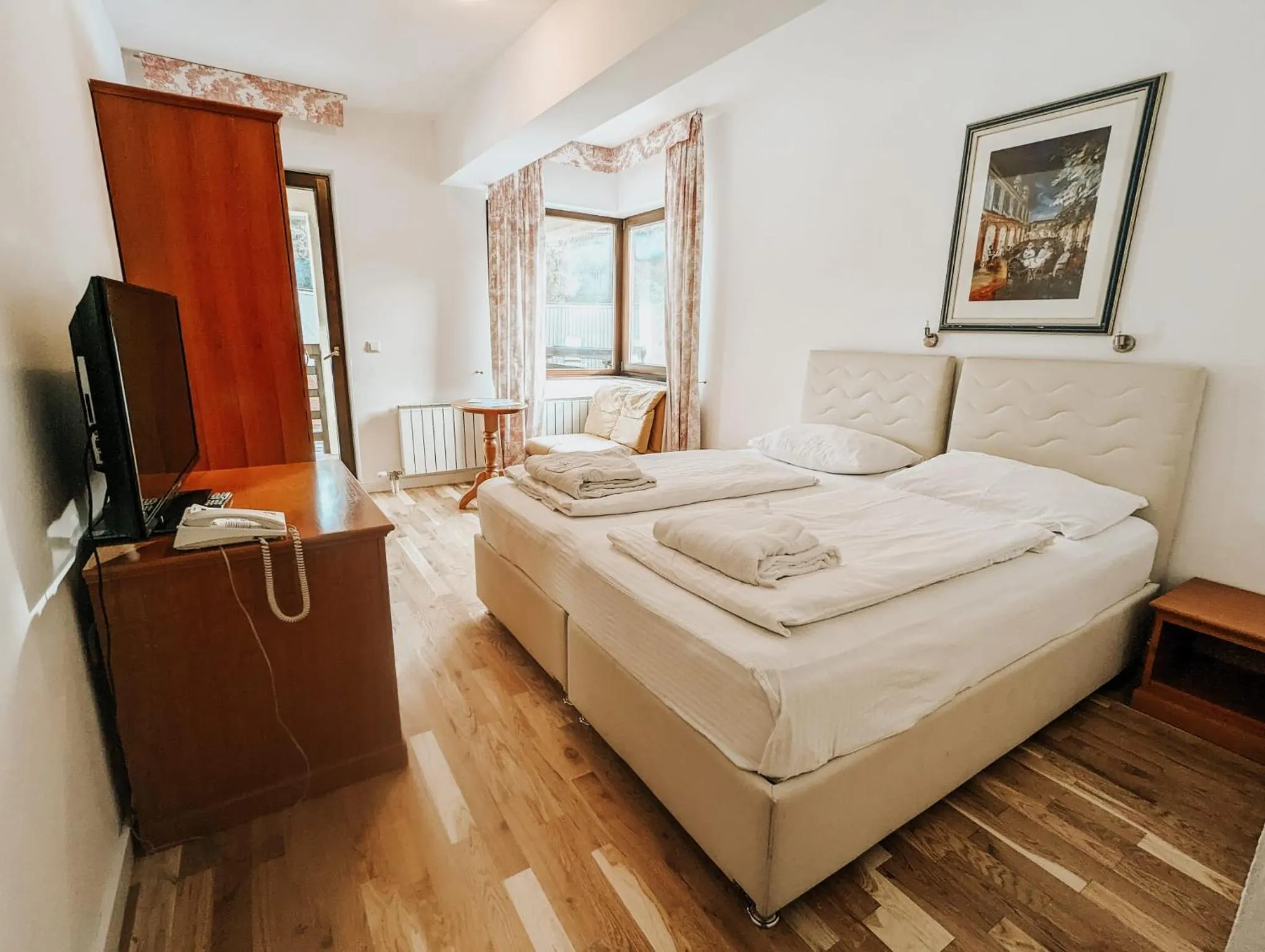 Bedroom, Bed in Hotel Pahuljica