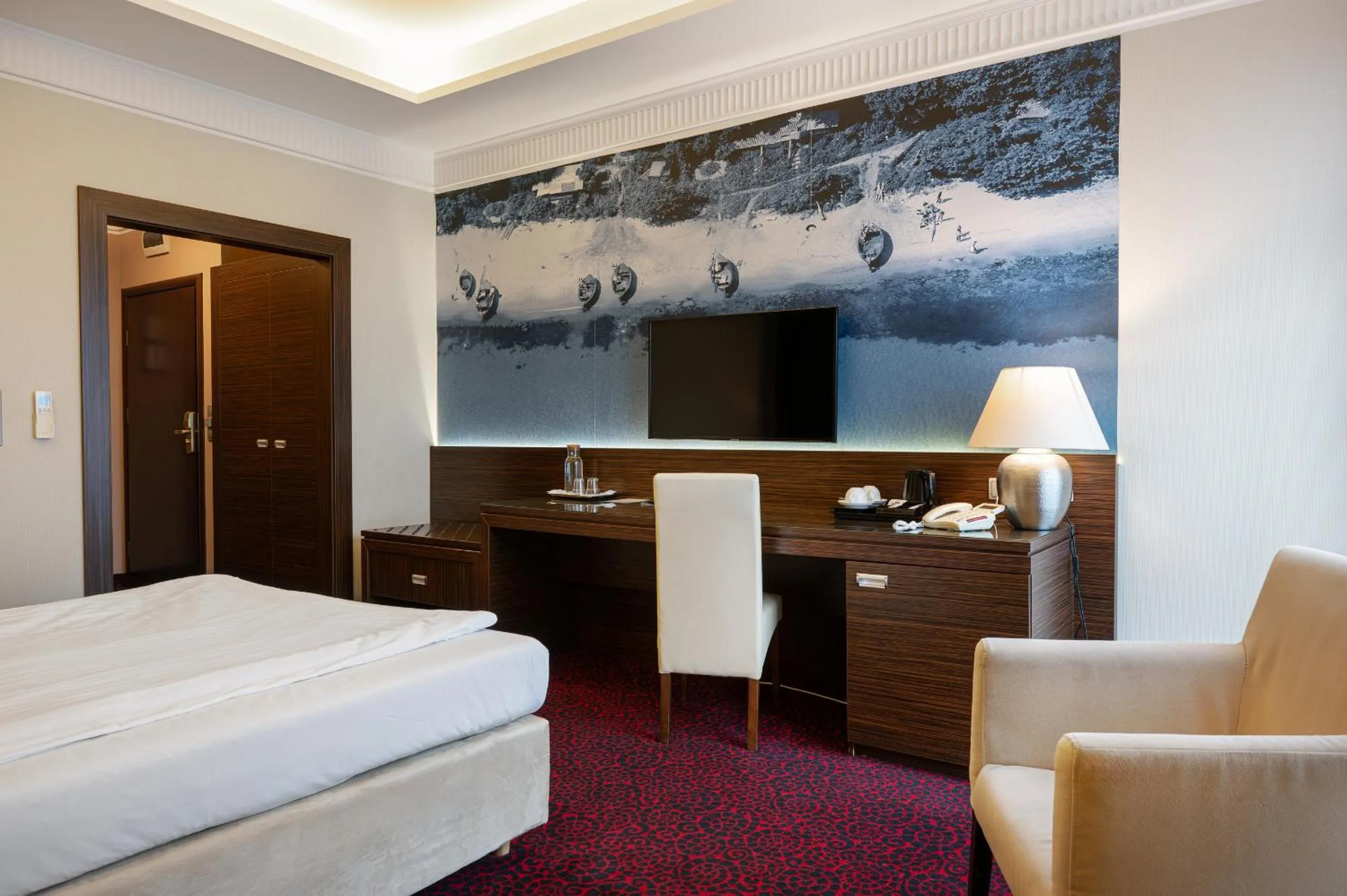 Photo of the whole room, Bed in Hotel Falko