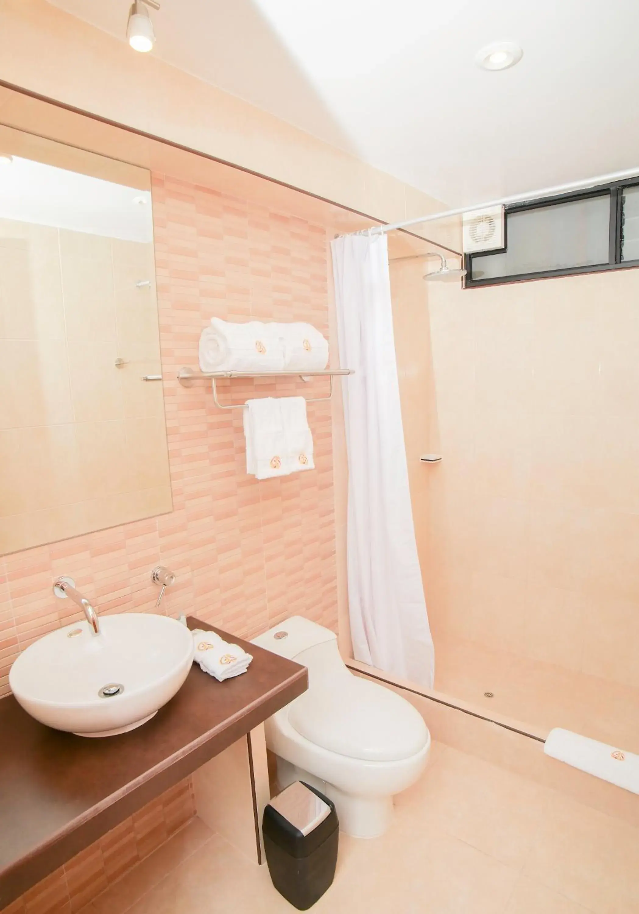 Twin Room in Golden Sunrise Machupicchu Twin Room in Golden Sunrise Machupicchu
