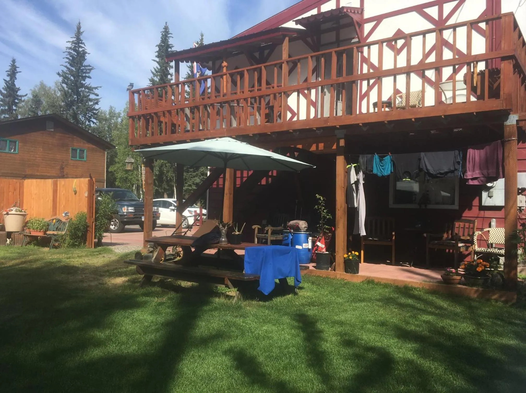 Property building in Billie's Backpackers Hostel