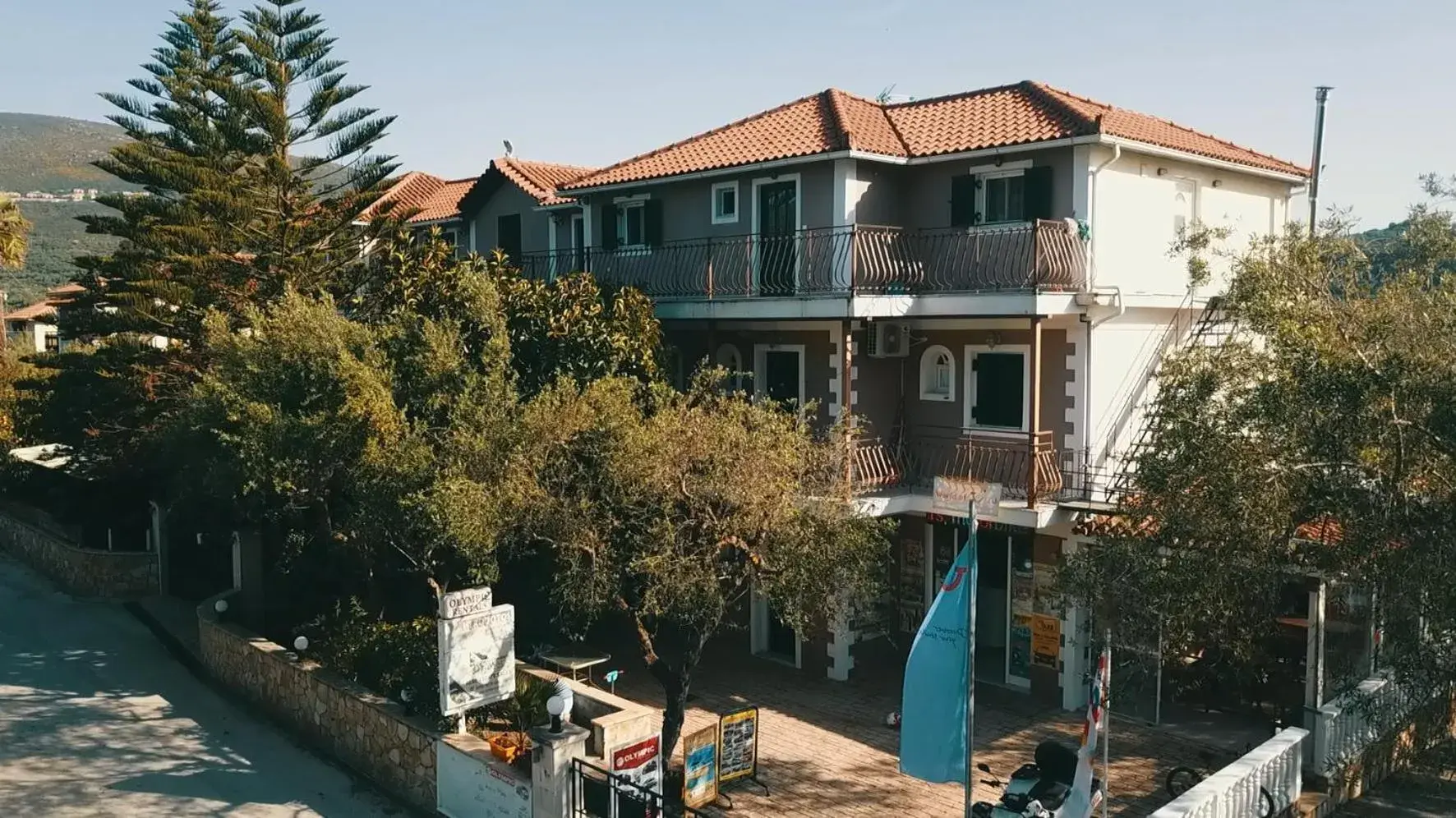 Property building in Herodotos Studios Property building in Herodotos Studios