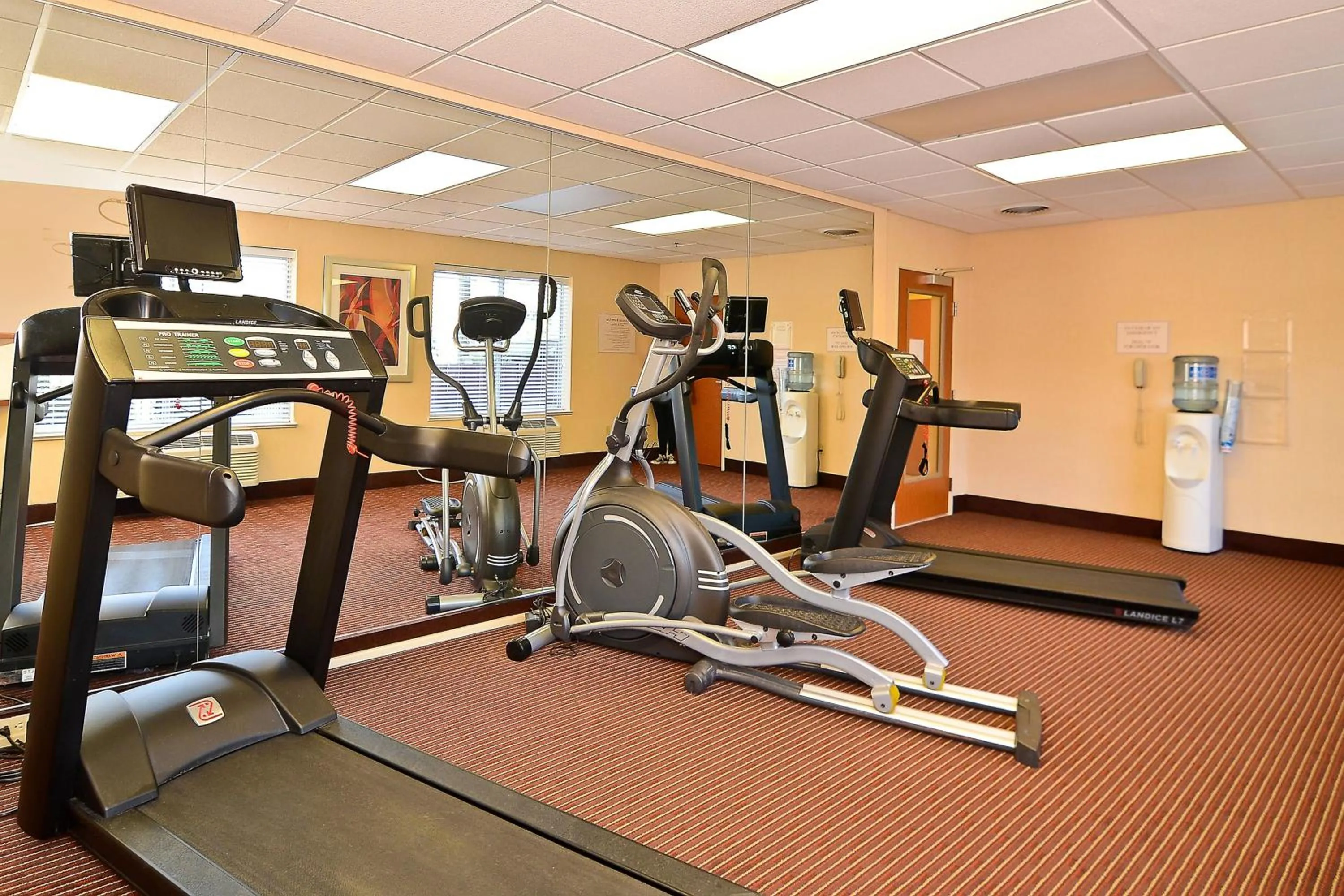 Fitness centre/facilities in Fairfield Inn & Suites Cherokee