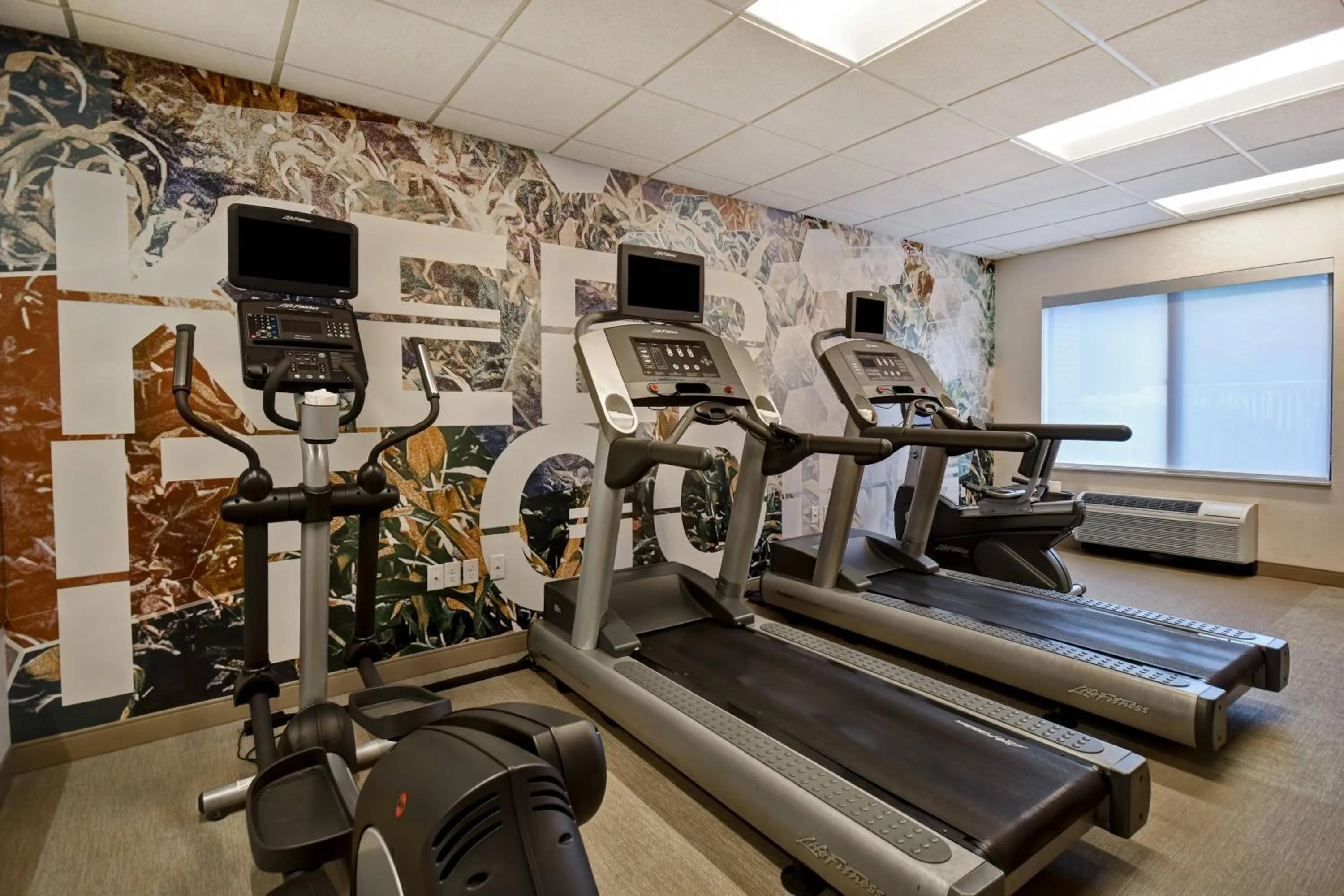 Fitness centre/facilities in SpringHill Suites by Marriott Atlanta Kennesaw