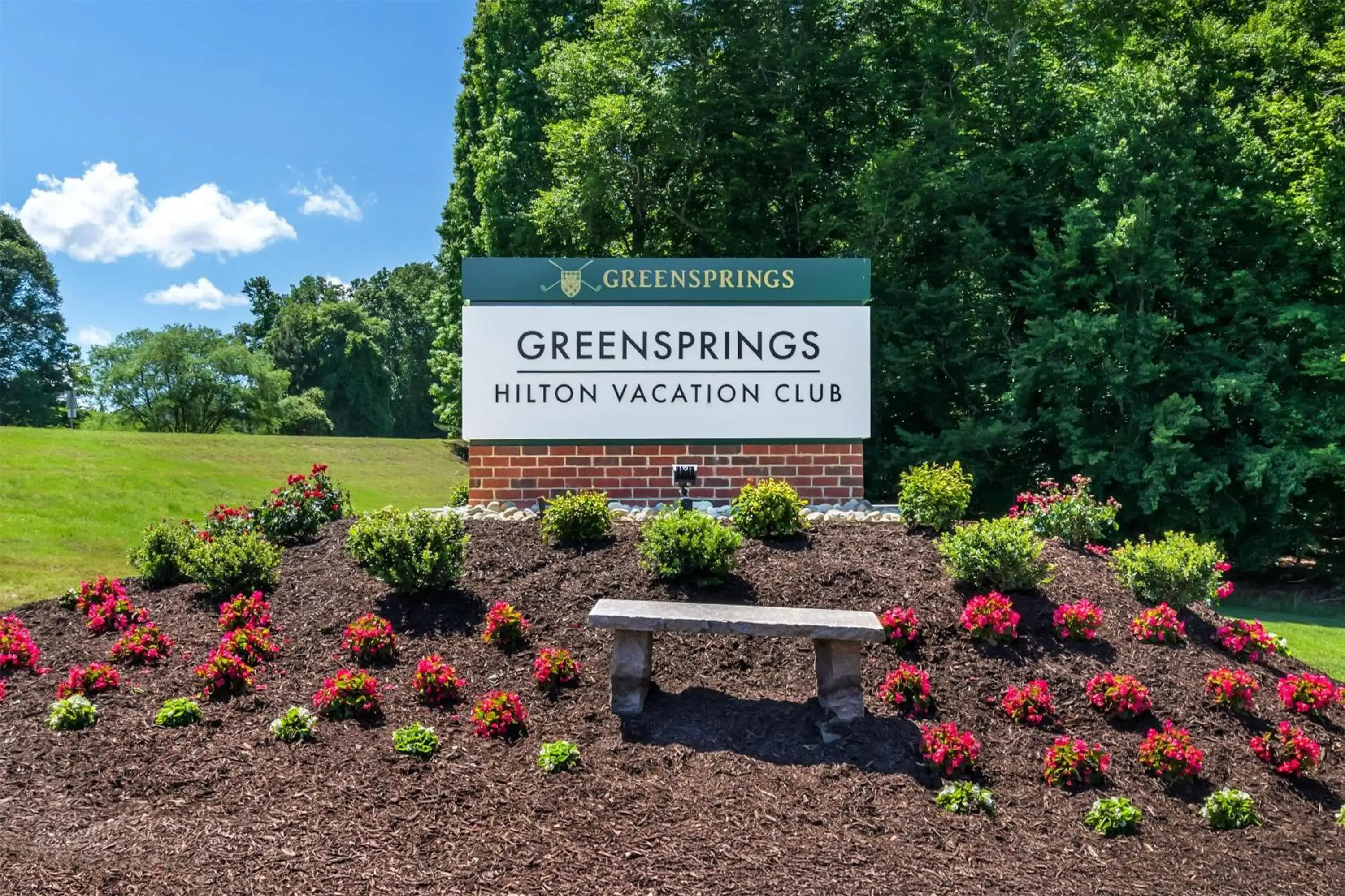 Property building in Hilton Vacation Club Greensprings Williamsburg Property building in Hilton Vacation Club Greensprings Williamsburg