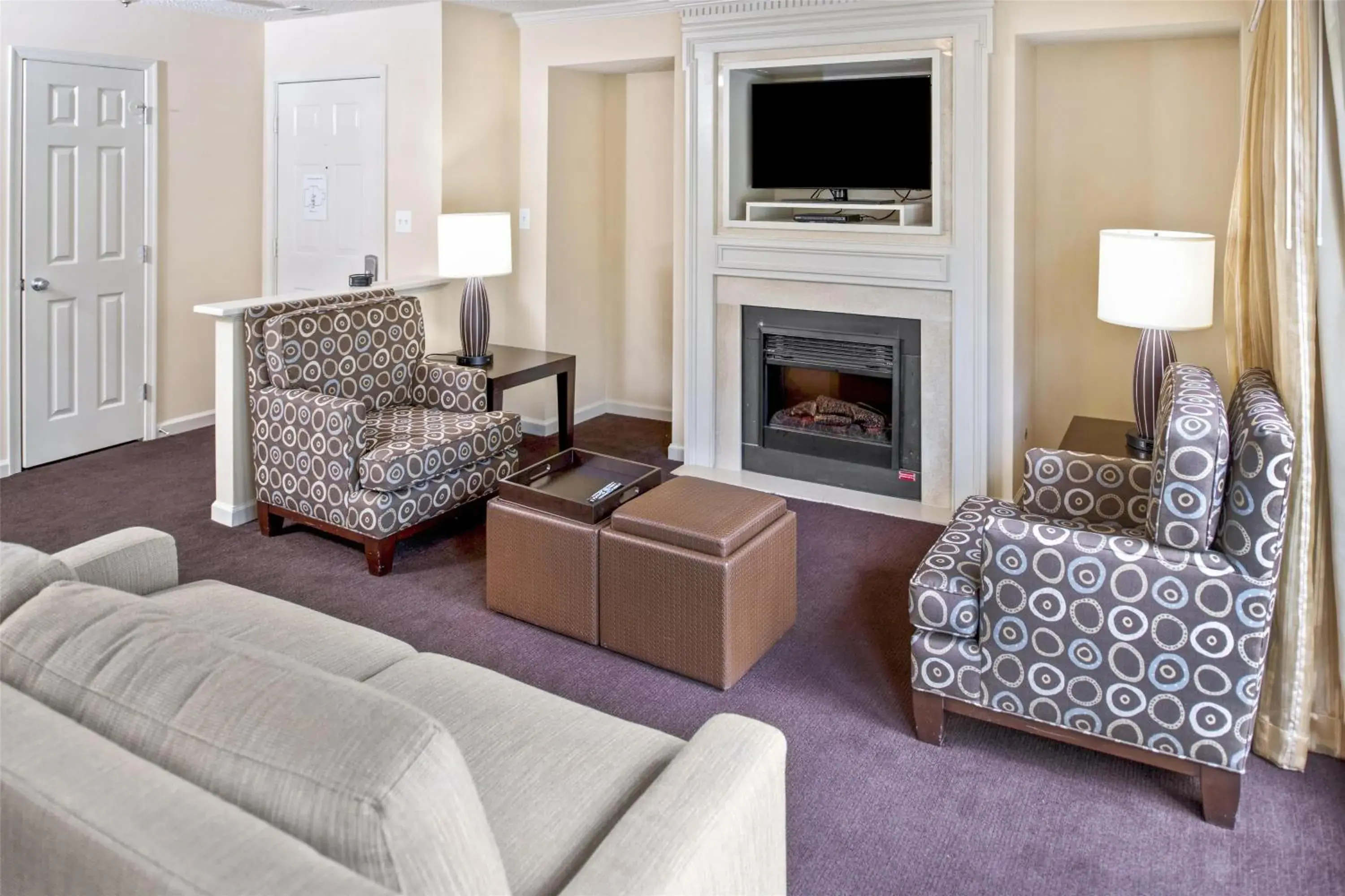 Living room in Hilton Vacation Club Greensprings Williamsburg Living room in Hilton Vacation Club Greensprings Williamsburg