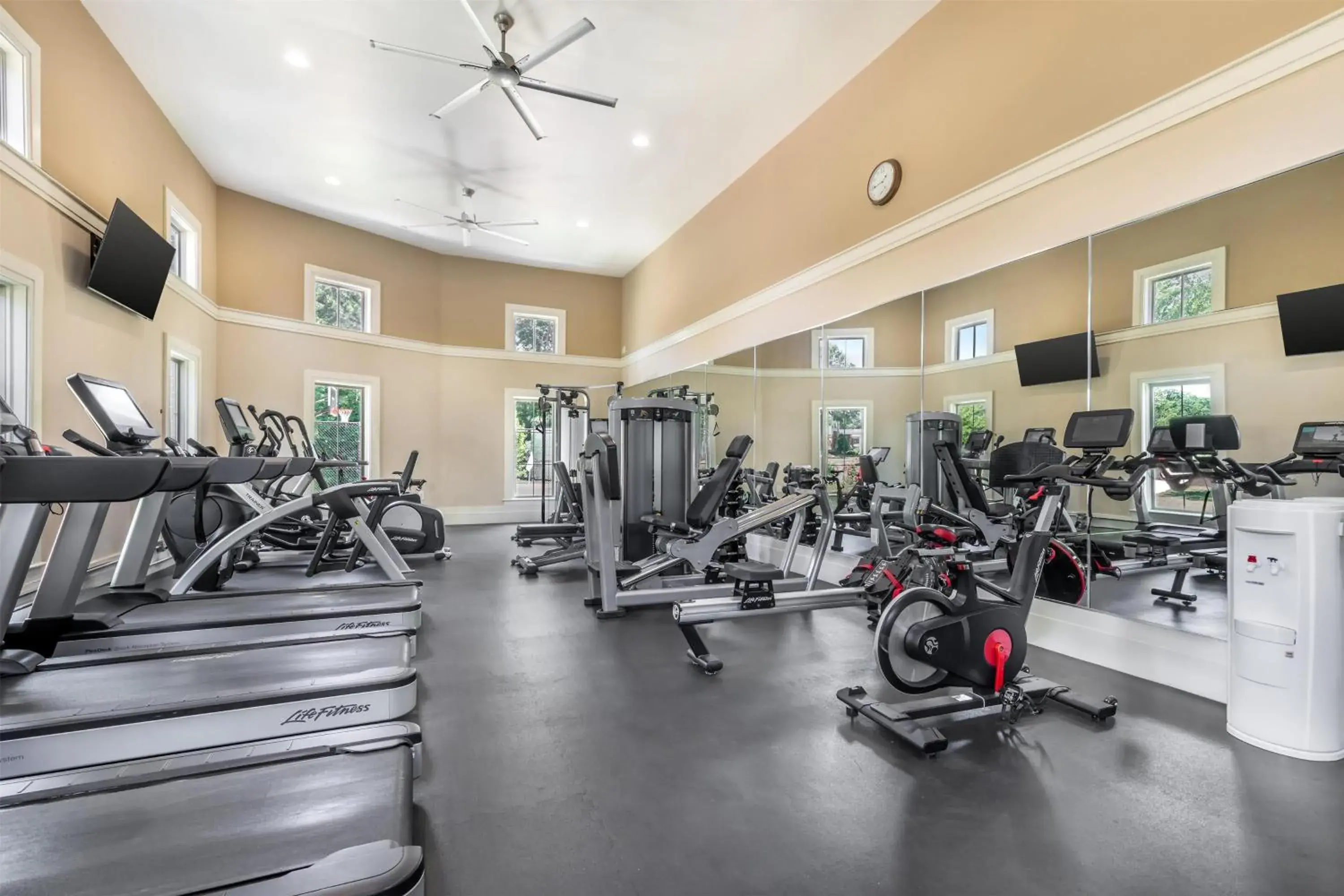 Fitness centre/facilities in Hilton Vacation Club Greensprings Williamsburg Fitness centre/facilities in Hilton Vacation Club Greensprings Williamsburg