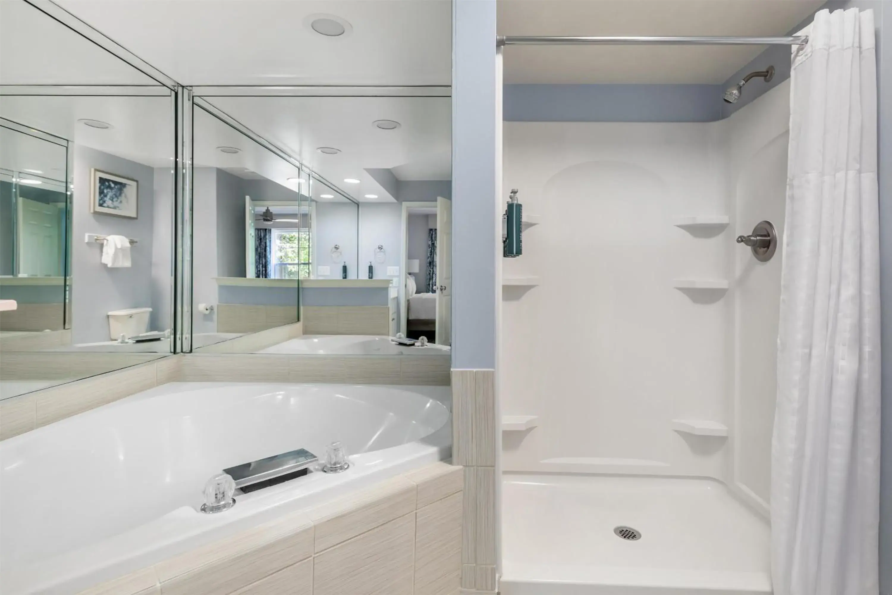 Bathroom in Hilton Vacation Club Greensprings Williamsburg Bathroom in Hilton Vacation Club Greensprings Williamsburg