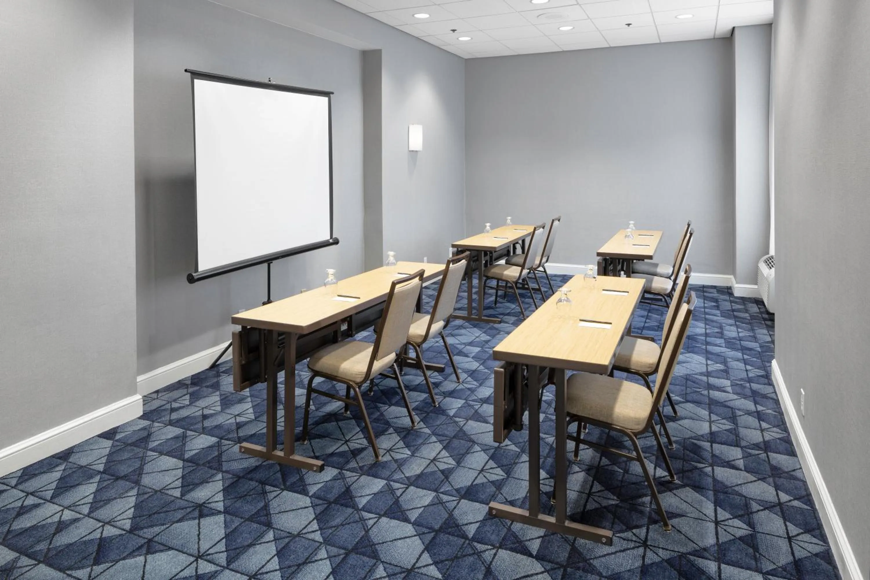 Meeting/conference room in Courtyard Shelton