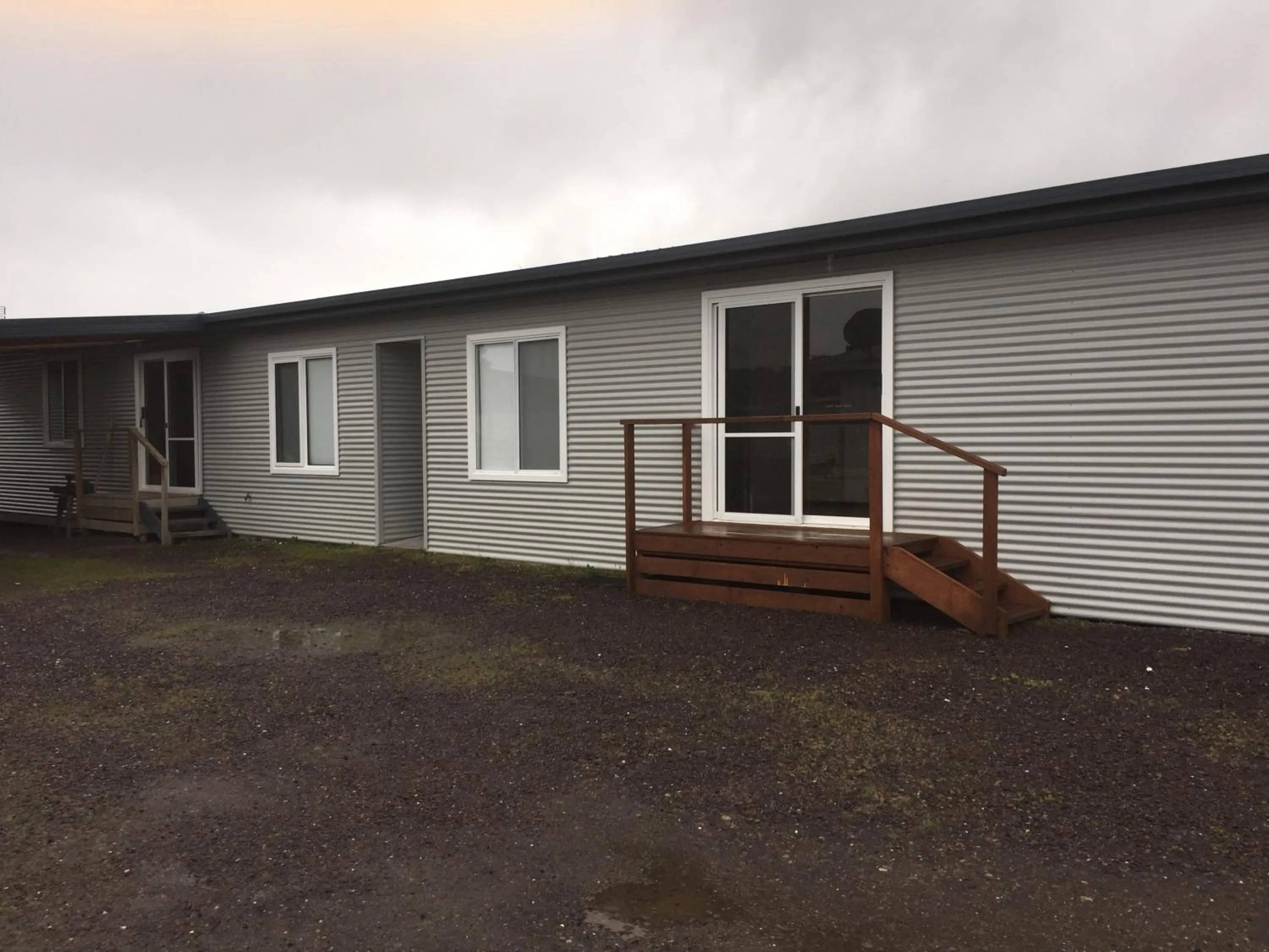 One-Bedroom Apartment in Glenaire apartments at Pontifex