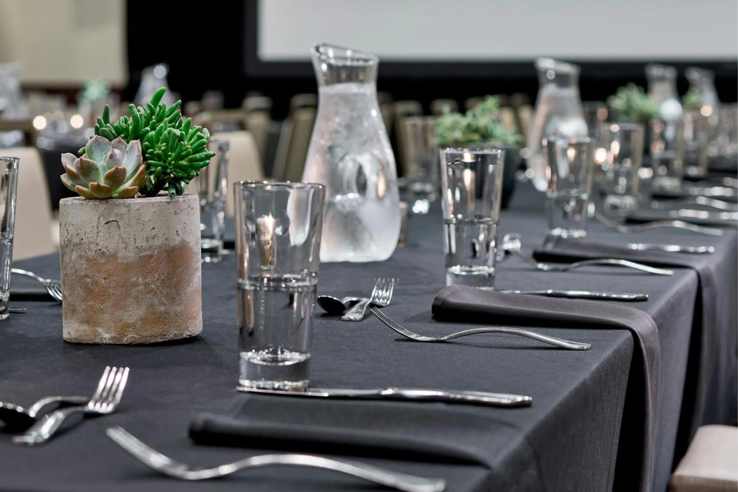 Meeting/conference room in Renaissance Birmingham Ross Bridge Golf Resort & Spa