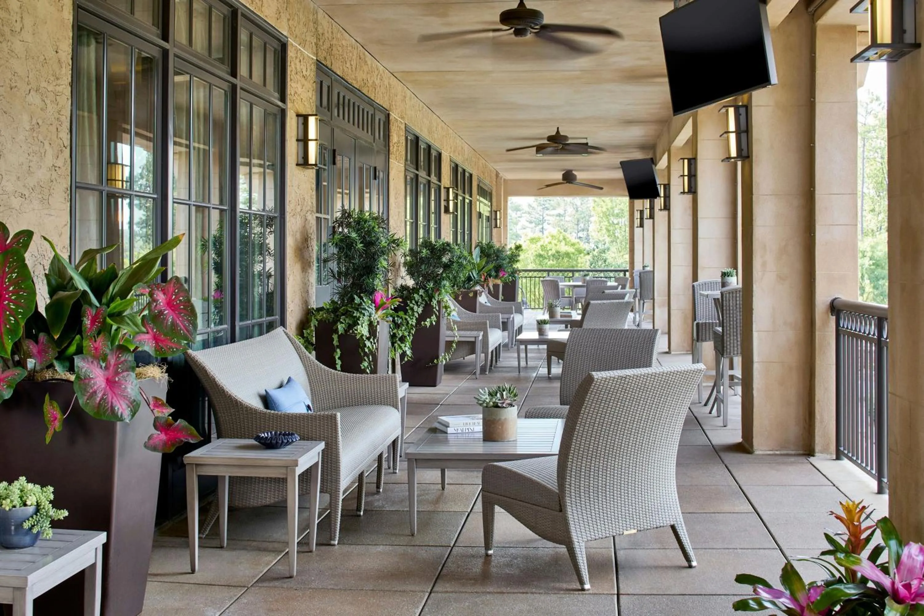 Restaurant/places to eat in Renaissance Birmingham Ross Bridge Golf Resort & Spa
