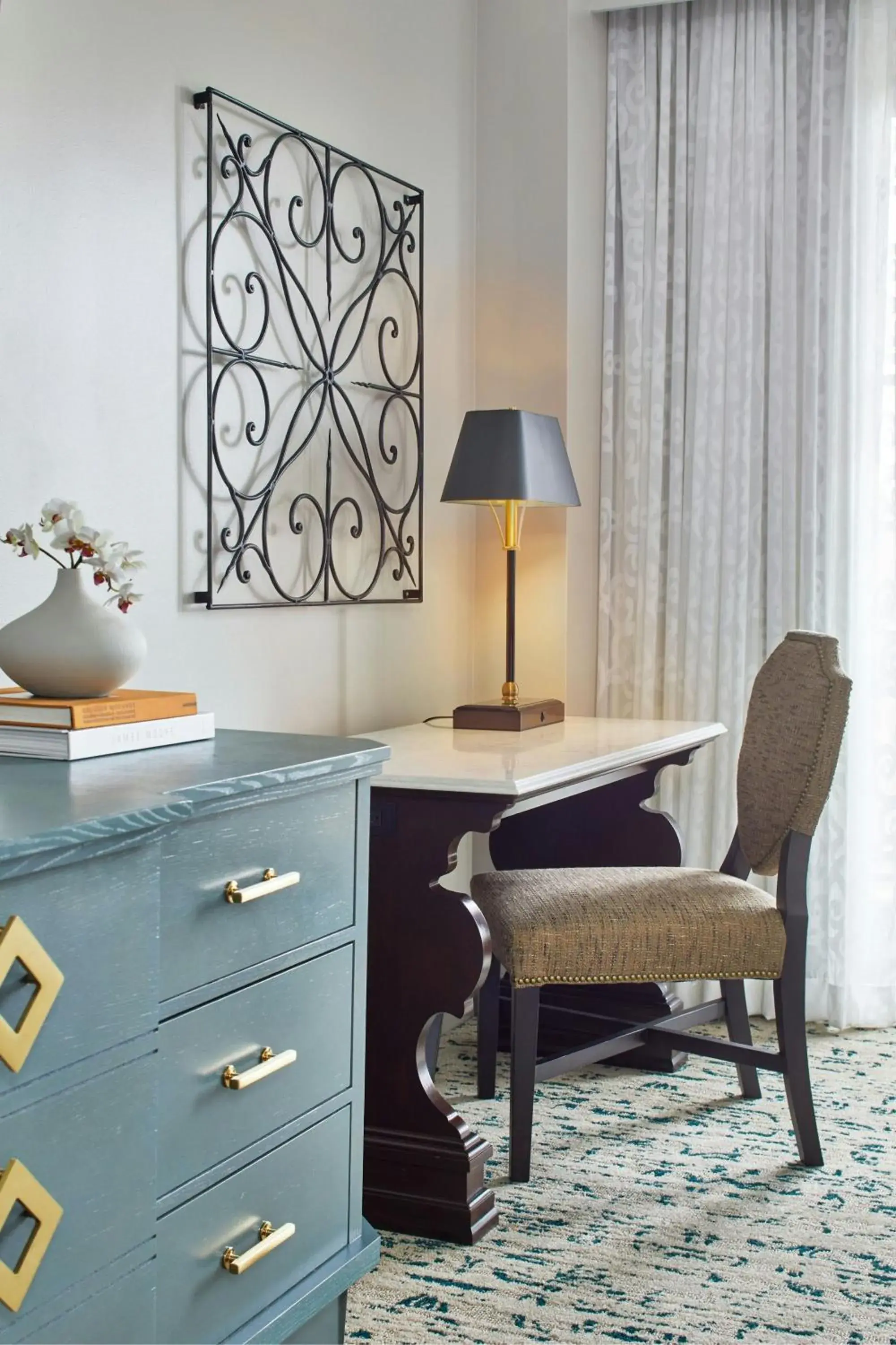 King or Queen Room with Pool View in Renaissance Birmingham Ross Bridge Golf Resort & Spa King or Queen Room with Pool View in Renaissance Birmingham Ross Bridge Golf Resort & Spa