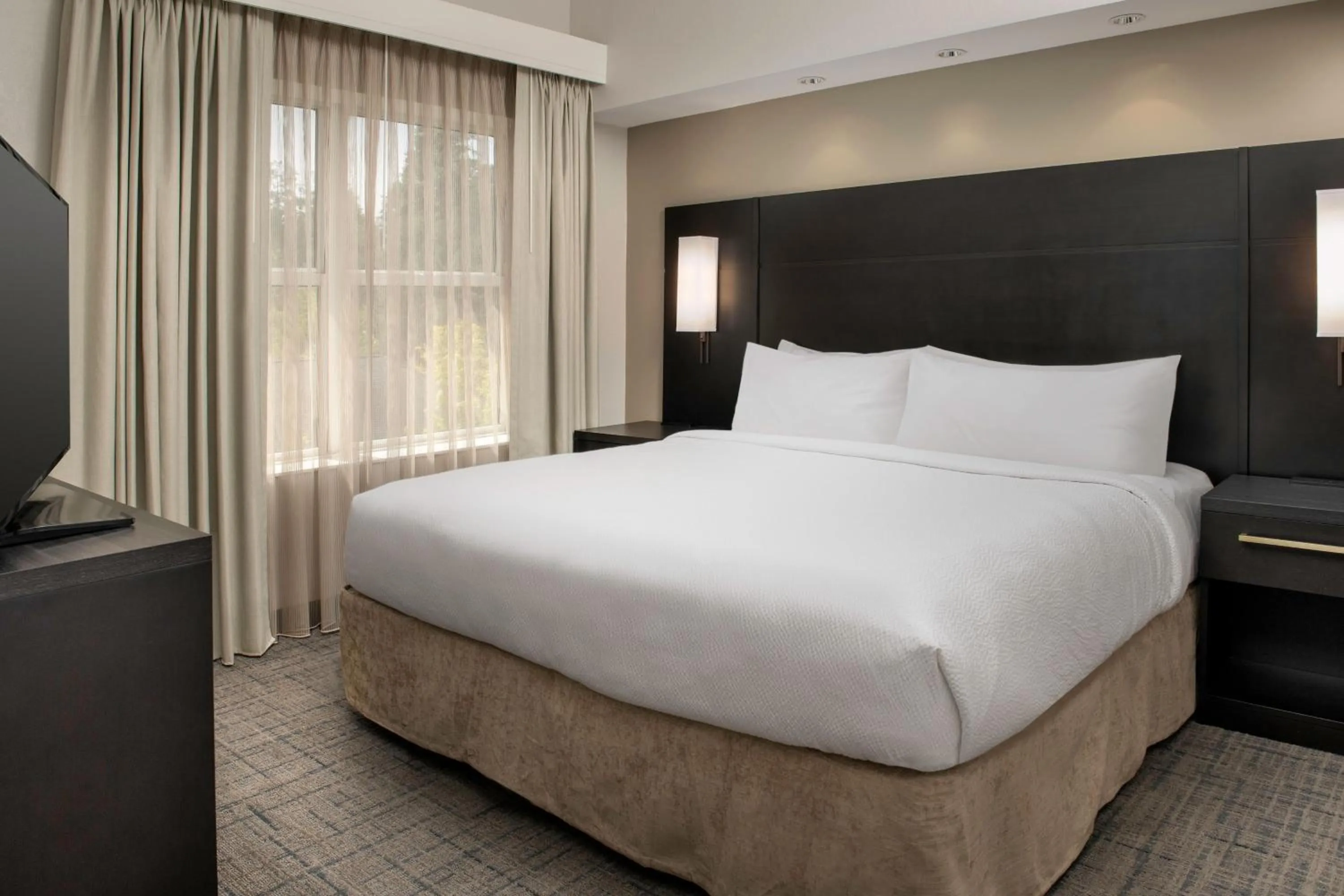 Bedroom, Bed in Residence Inn Birmingham Hoover