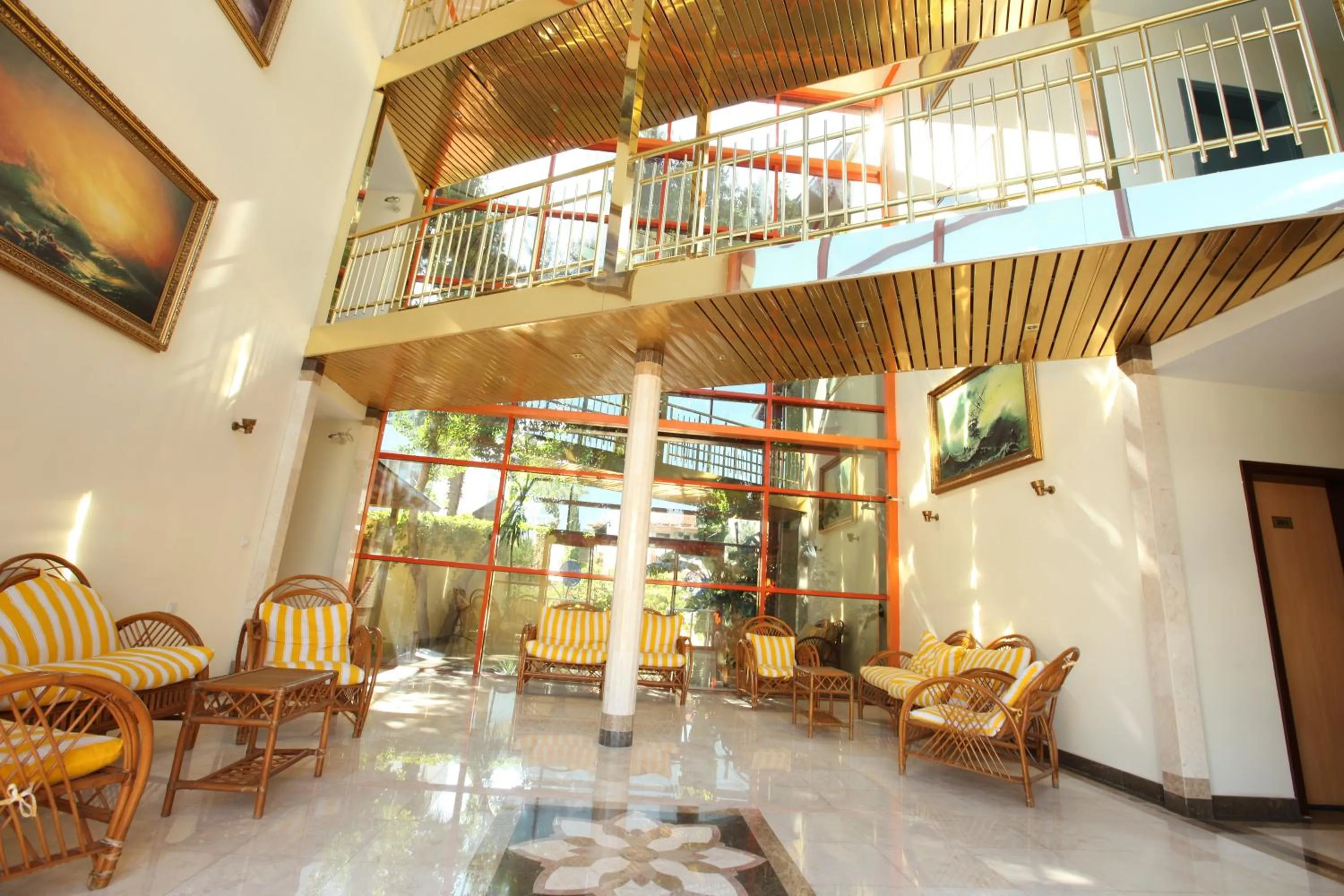 Patio in Wassermann Hotel