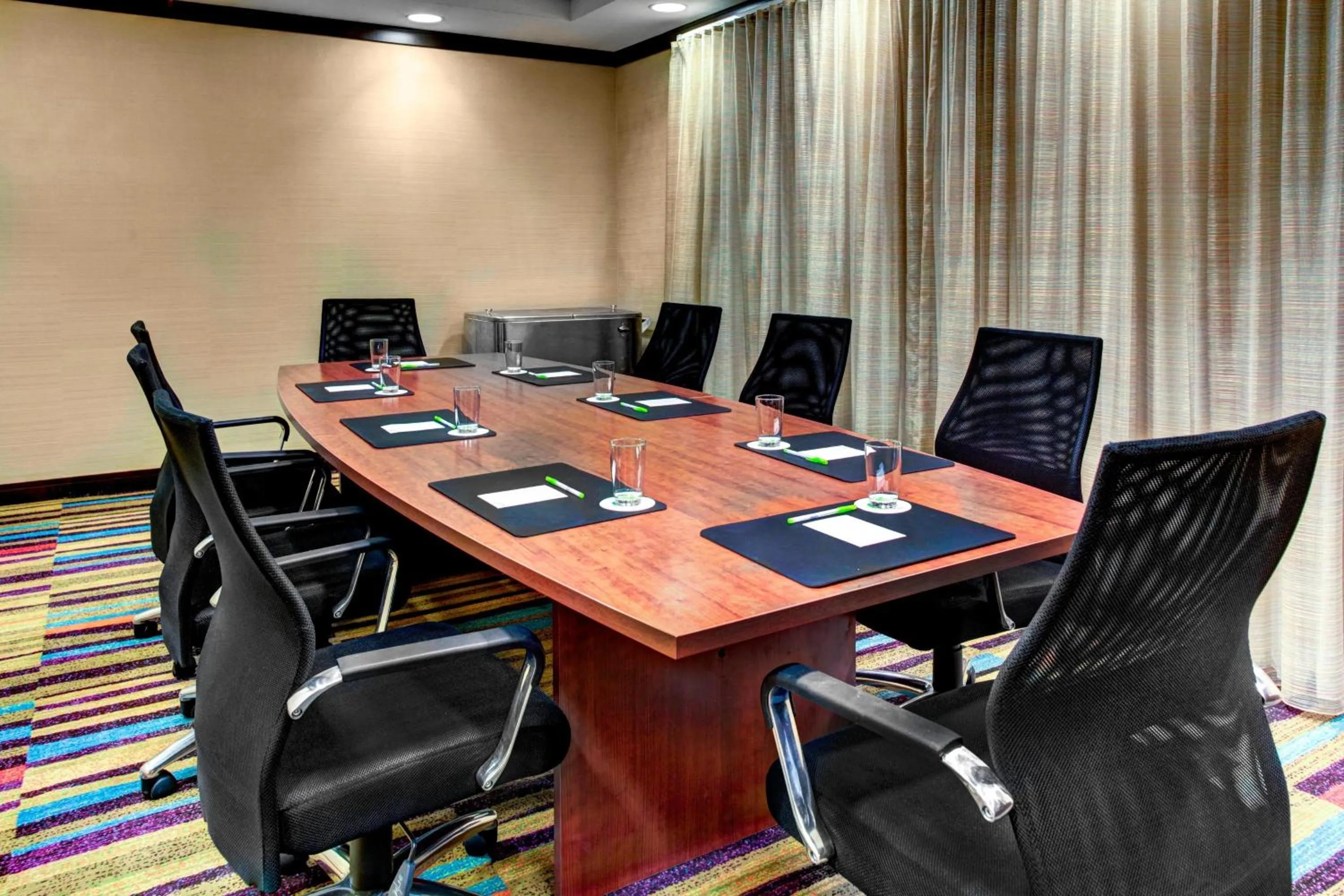 Meeting/conference room in Fairfield by Marriott Inn & Suites Anniston Oxford