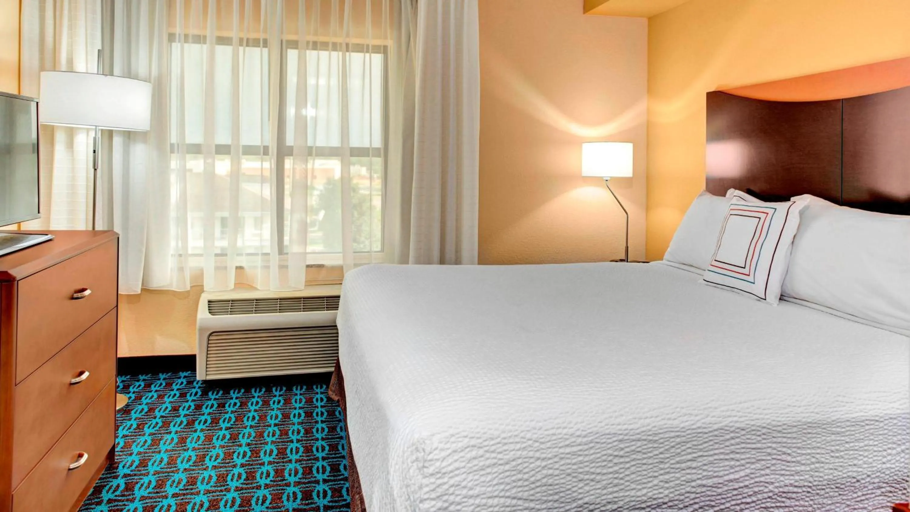 Bedroom, Bed in Fairfield by Marriott Inn & Suites Anniston Oxford