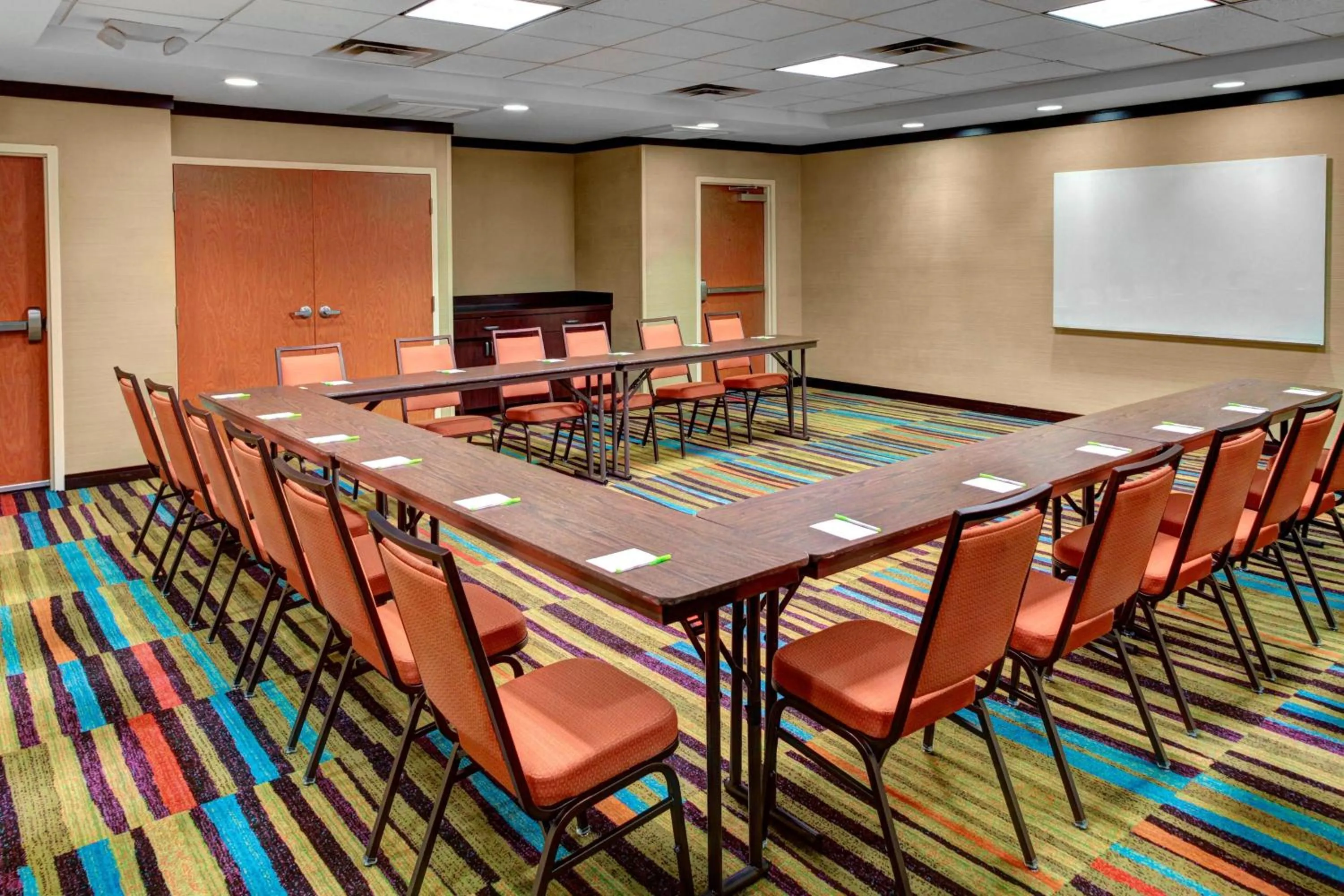 Meeting/conference room in Fairfield by Marriott Inn & Suites Anniston Oxford