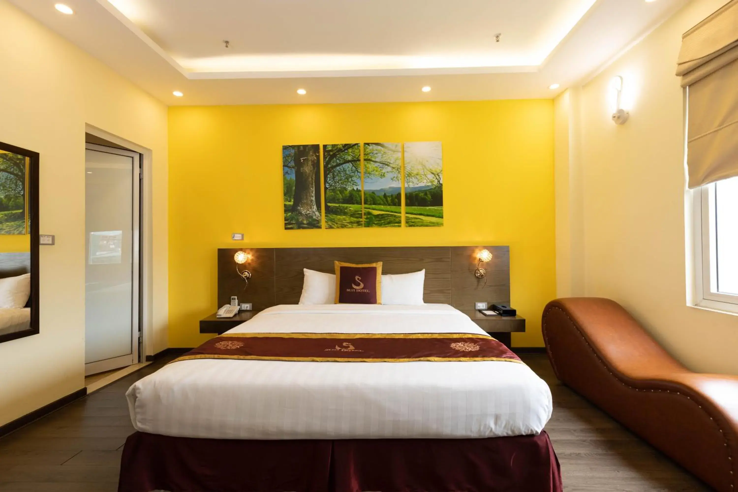 Bed in Suji My Dinh Hotel Bed in Suji My Dinh Hotel