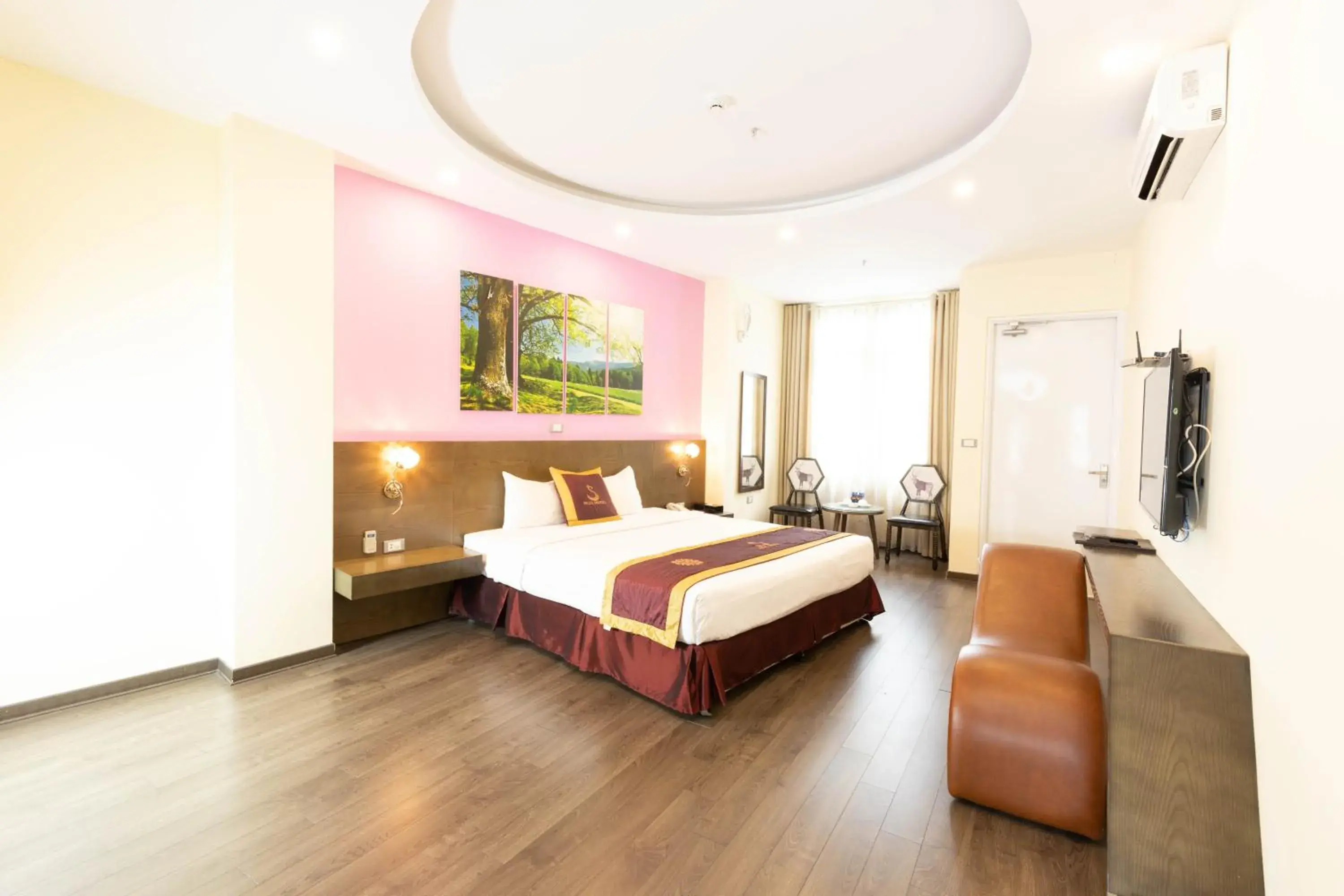 Bed in Suji My Dinh Hotel Bed in Suji My Dinh Hotel