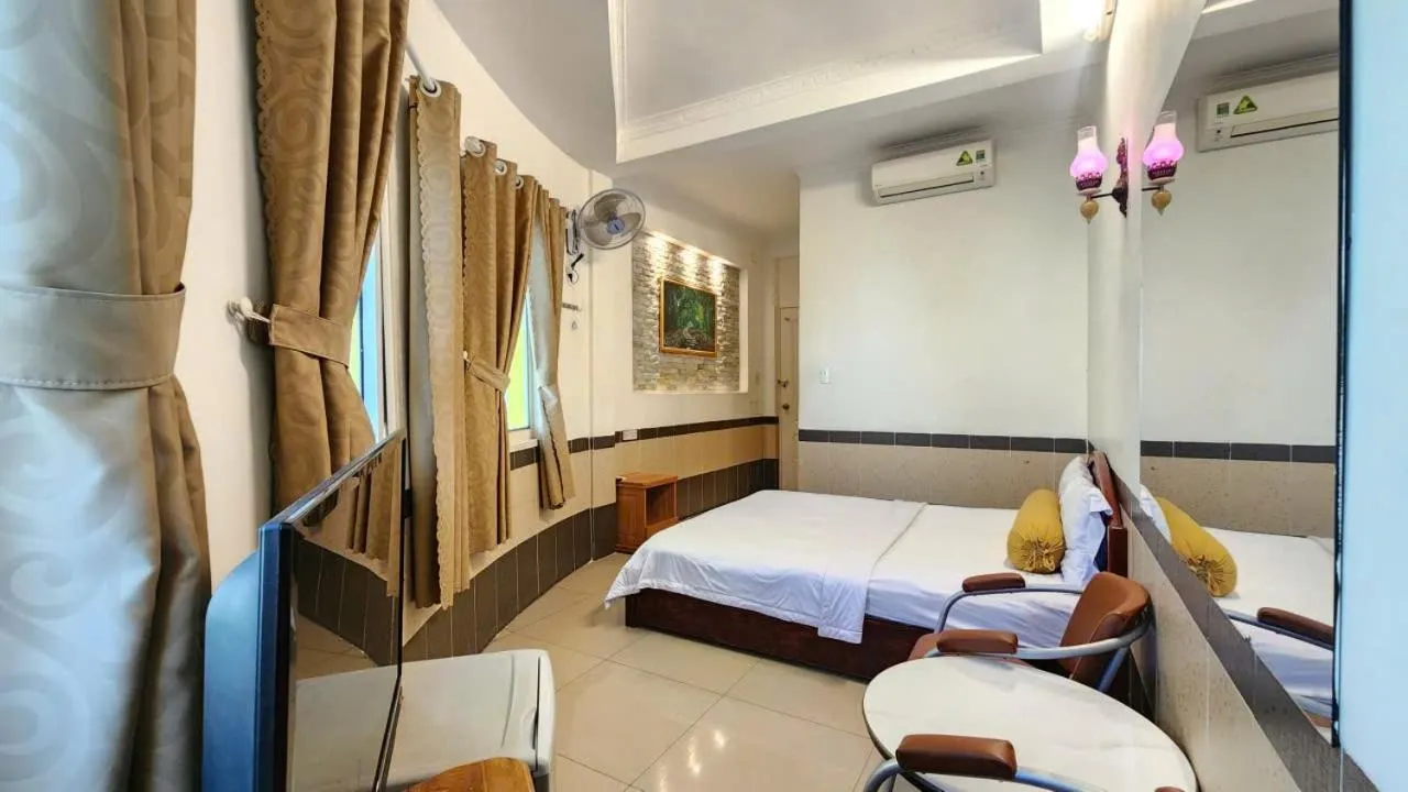 Bed in Ngoc Son Hotel