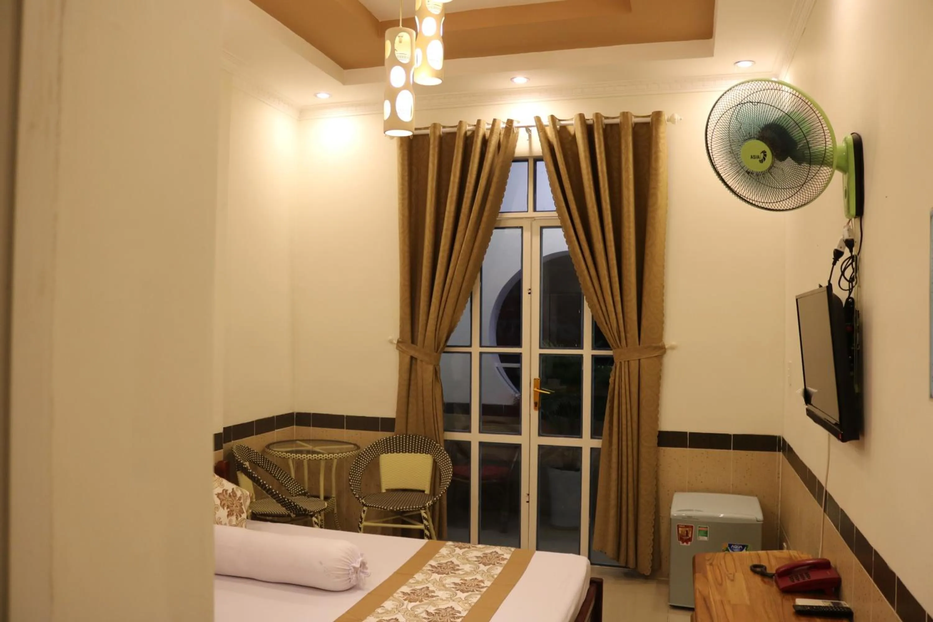 Bedroom, Bed in Ngoc Son Hotel