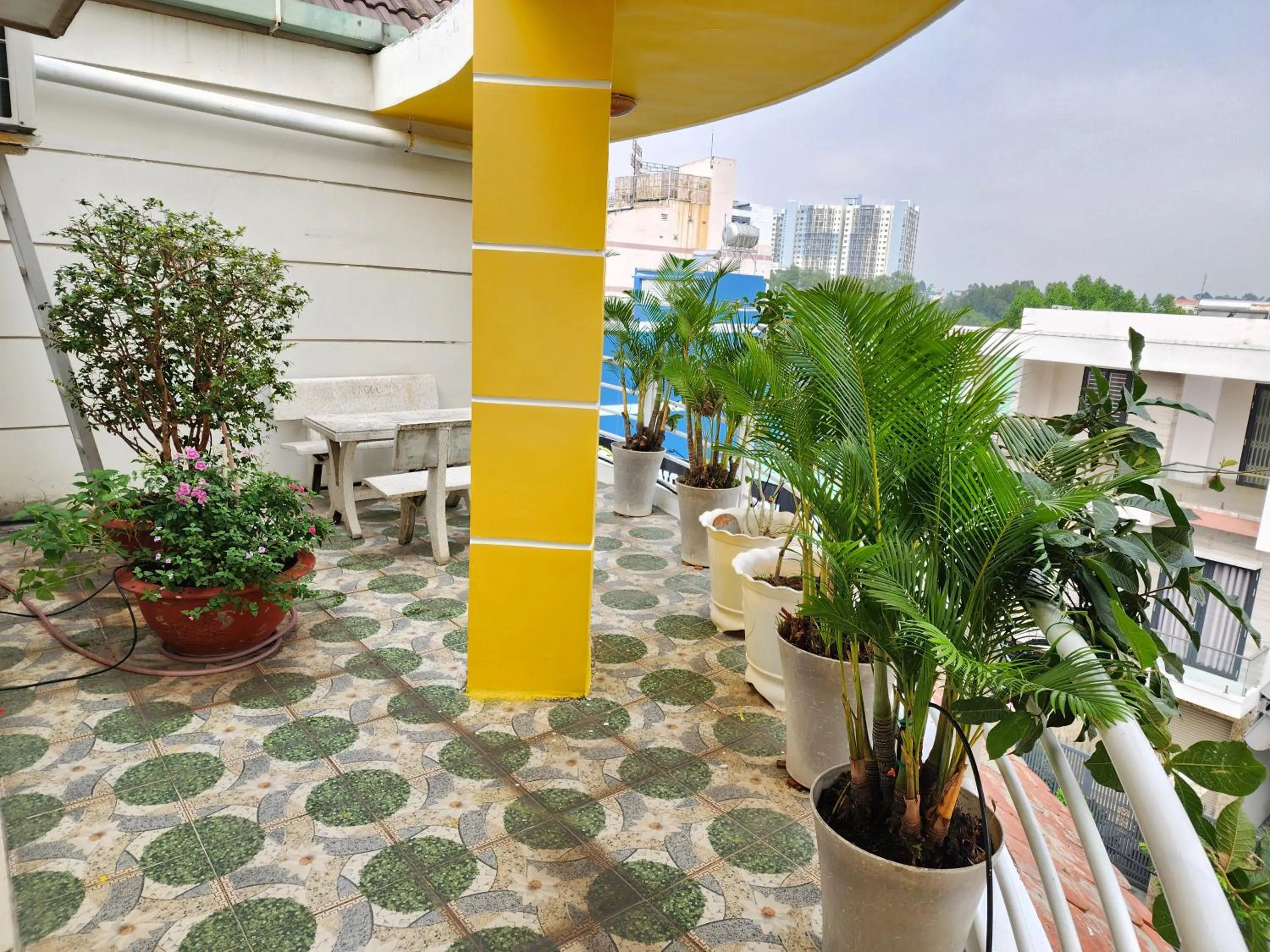 Patio in Ngoc Son Hotel