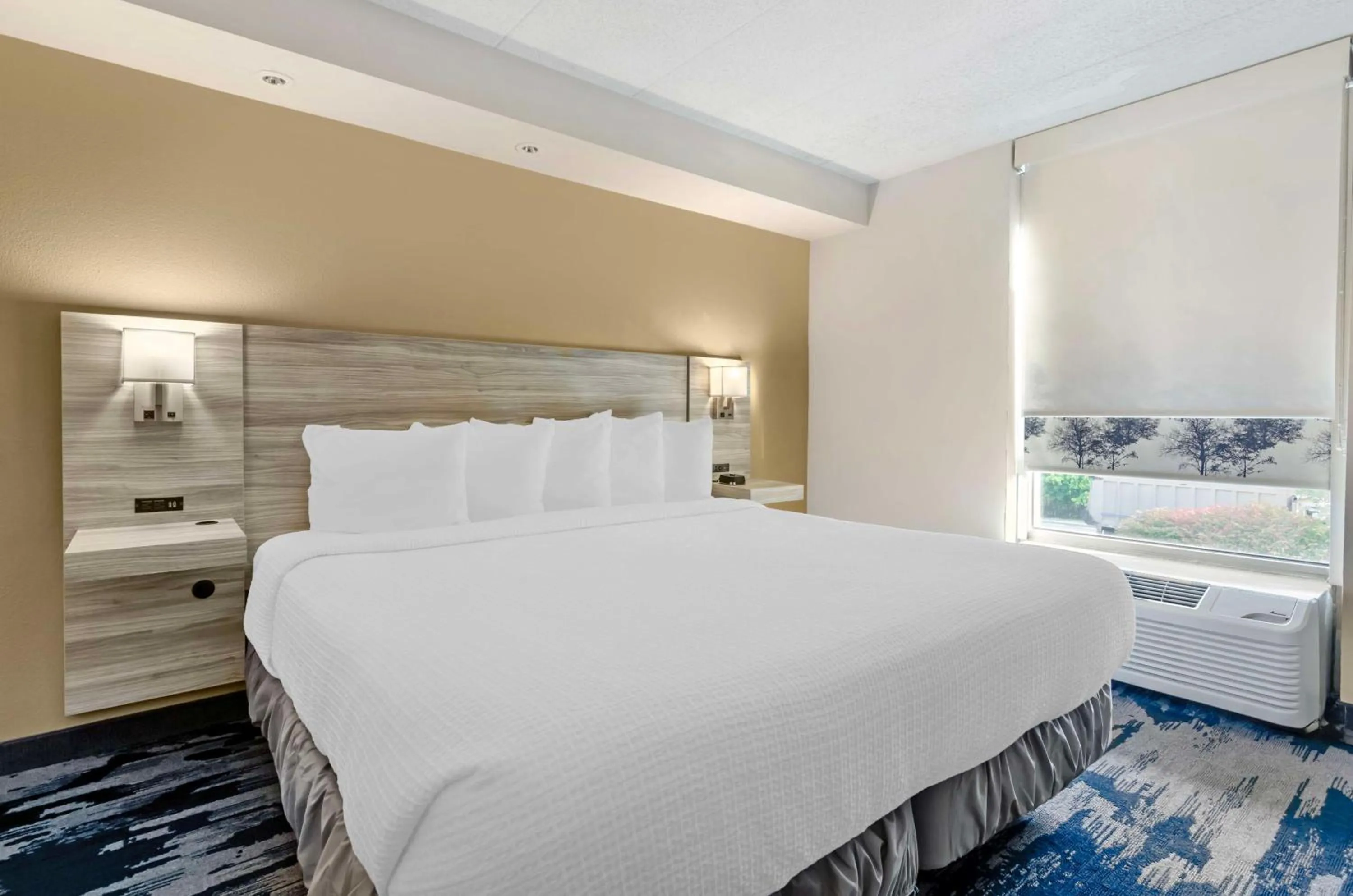 Bedroom, Bed in Best Western Plus Beckley Inn