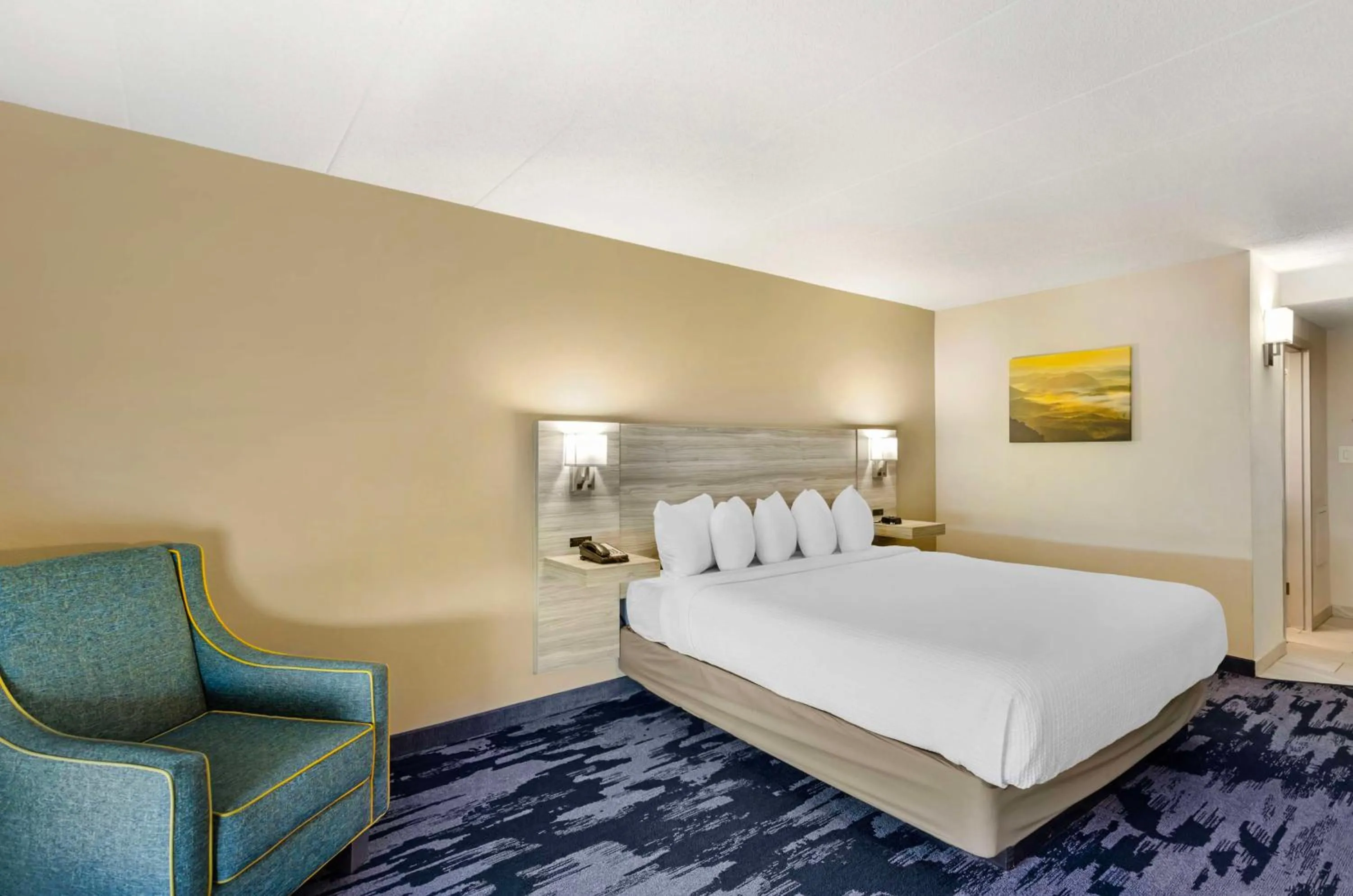 Bedroom, Bed in Best Western Plus Beckley Inn