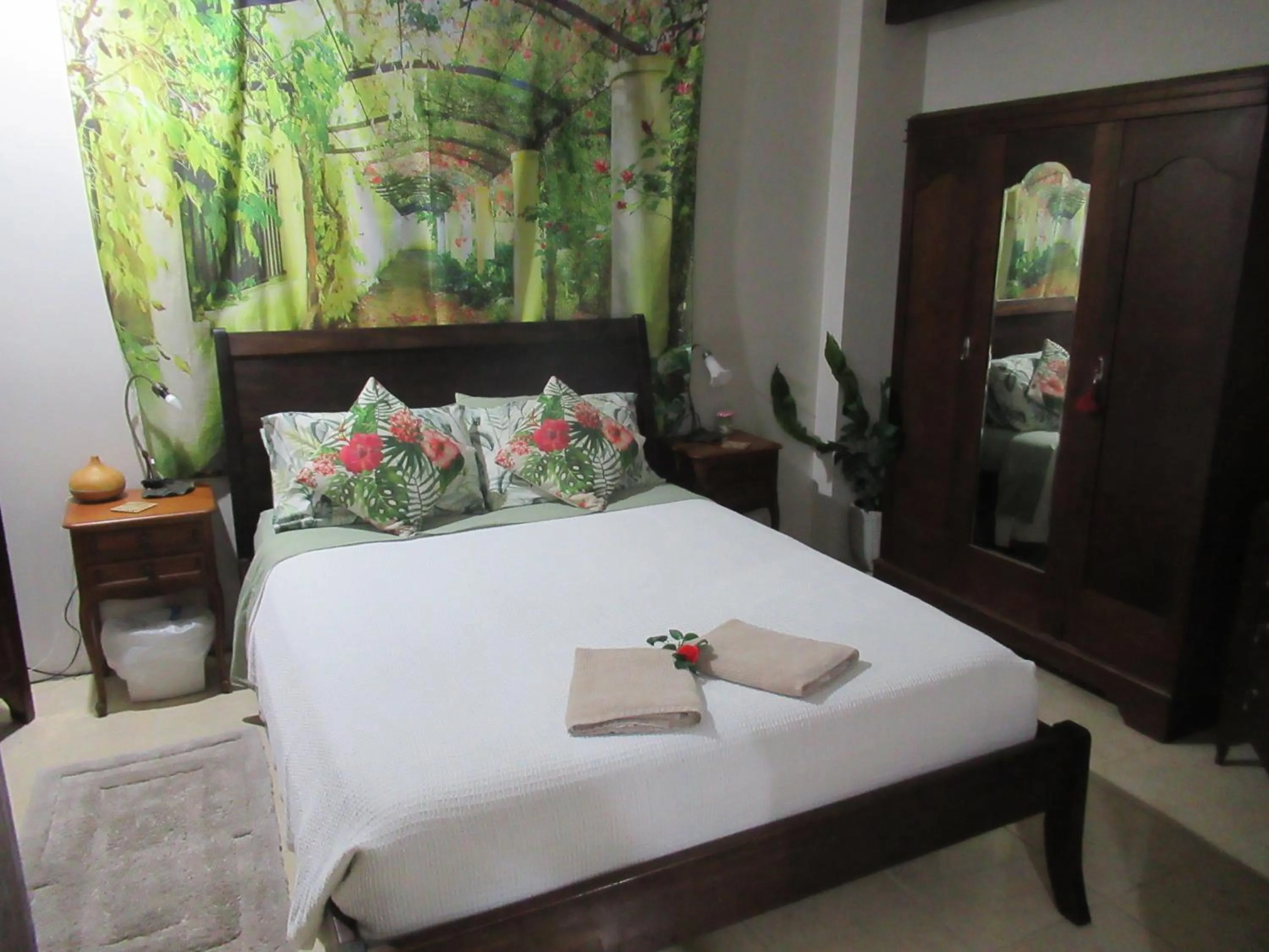 Bedroom, Bed in Whitsundays Retreat