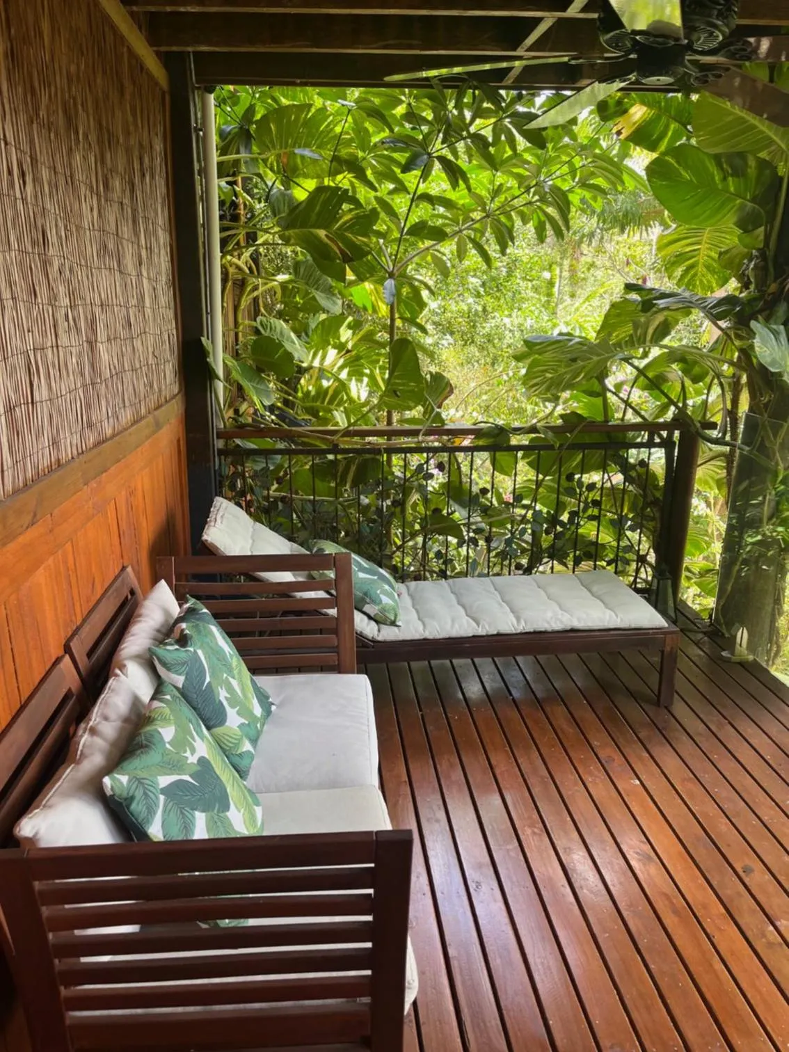 Seating area in Whitsundays Retreat