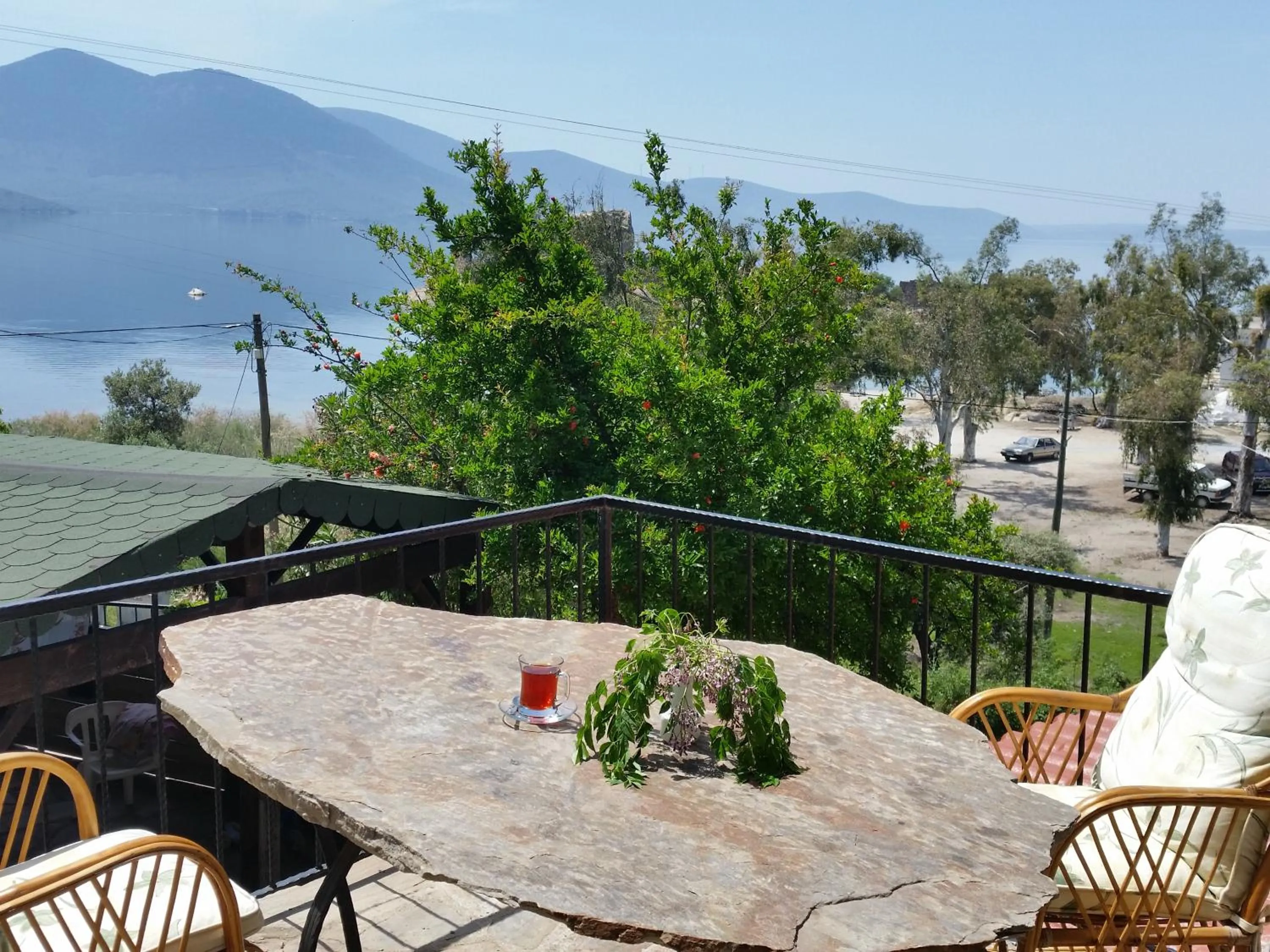 Lake view in Selenes Pansiyon