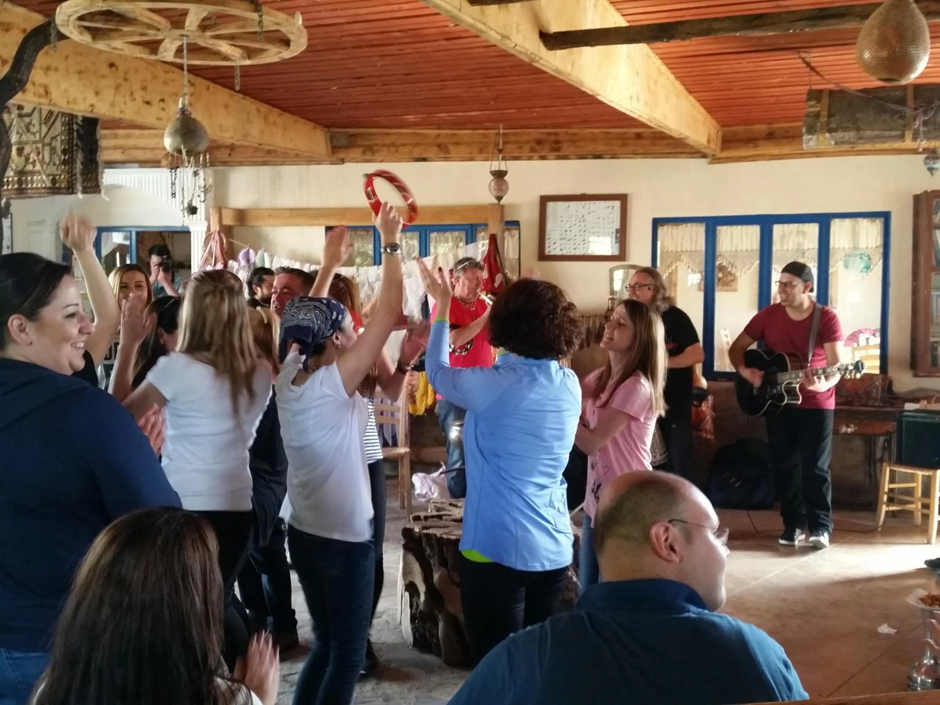 Entertainment in Selenes Pansiyon