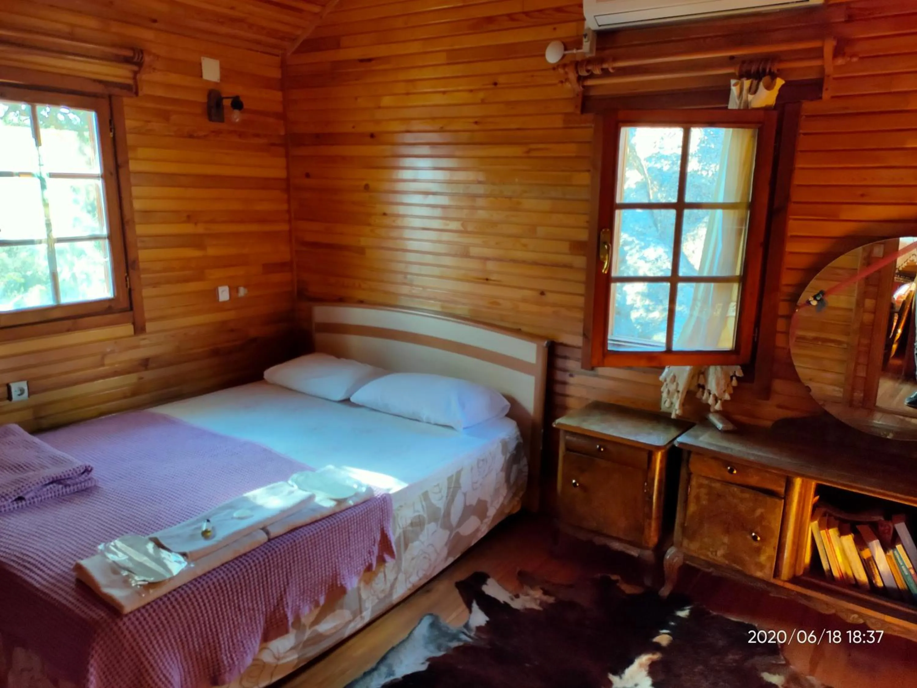 Bed in Selenes Pansiyon