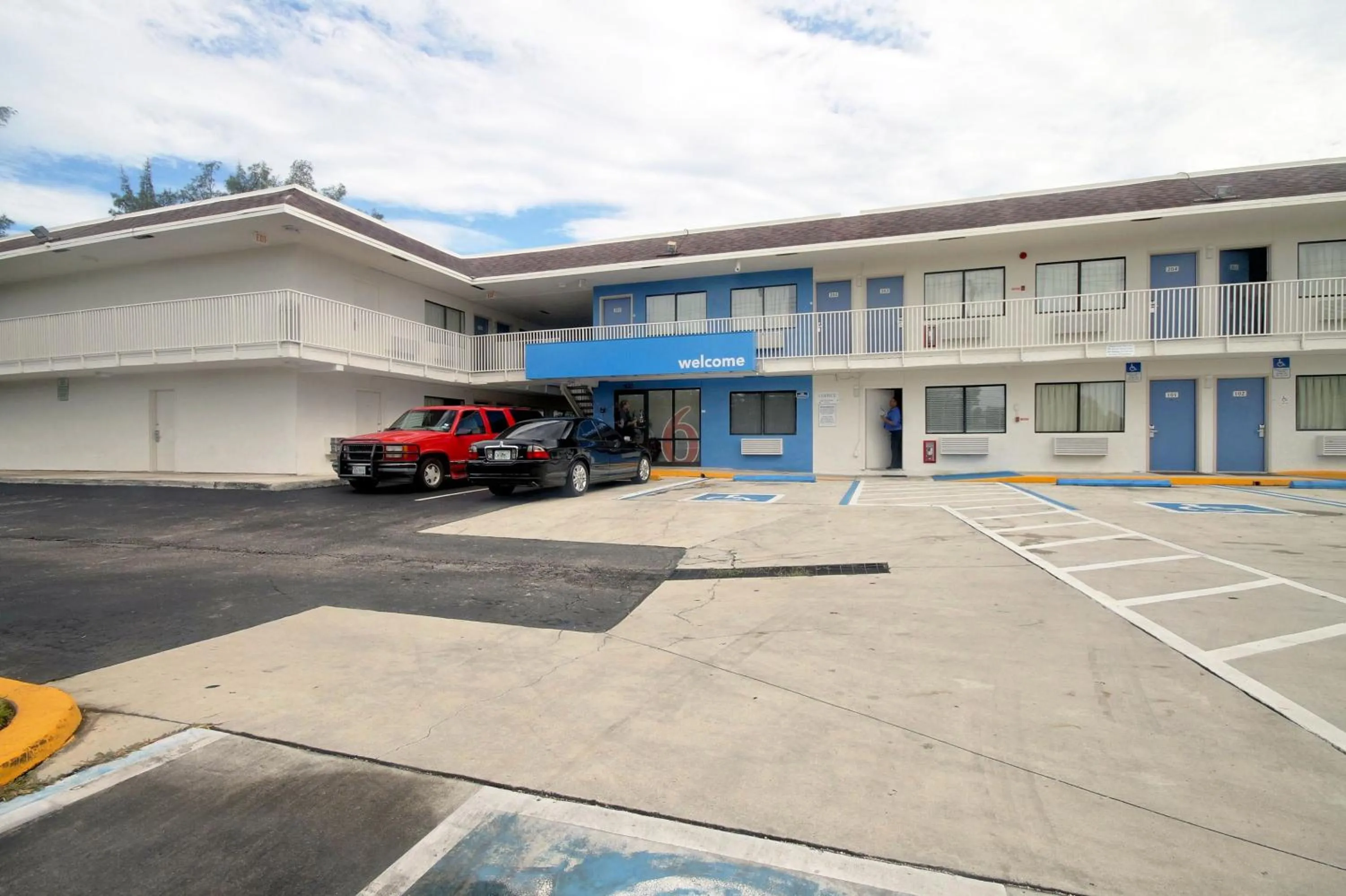 Area and facilities in Motel 6 Dania Beach