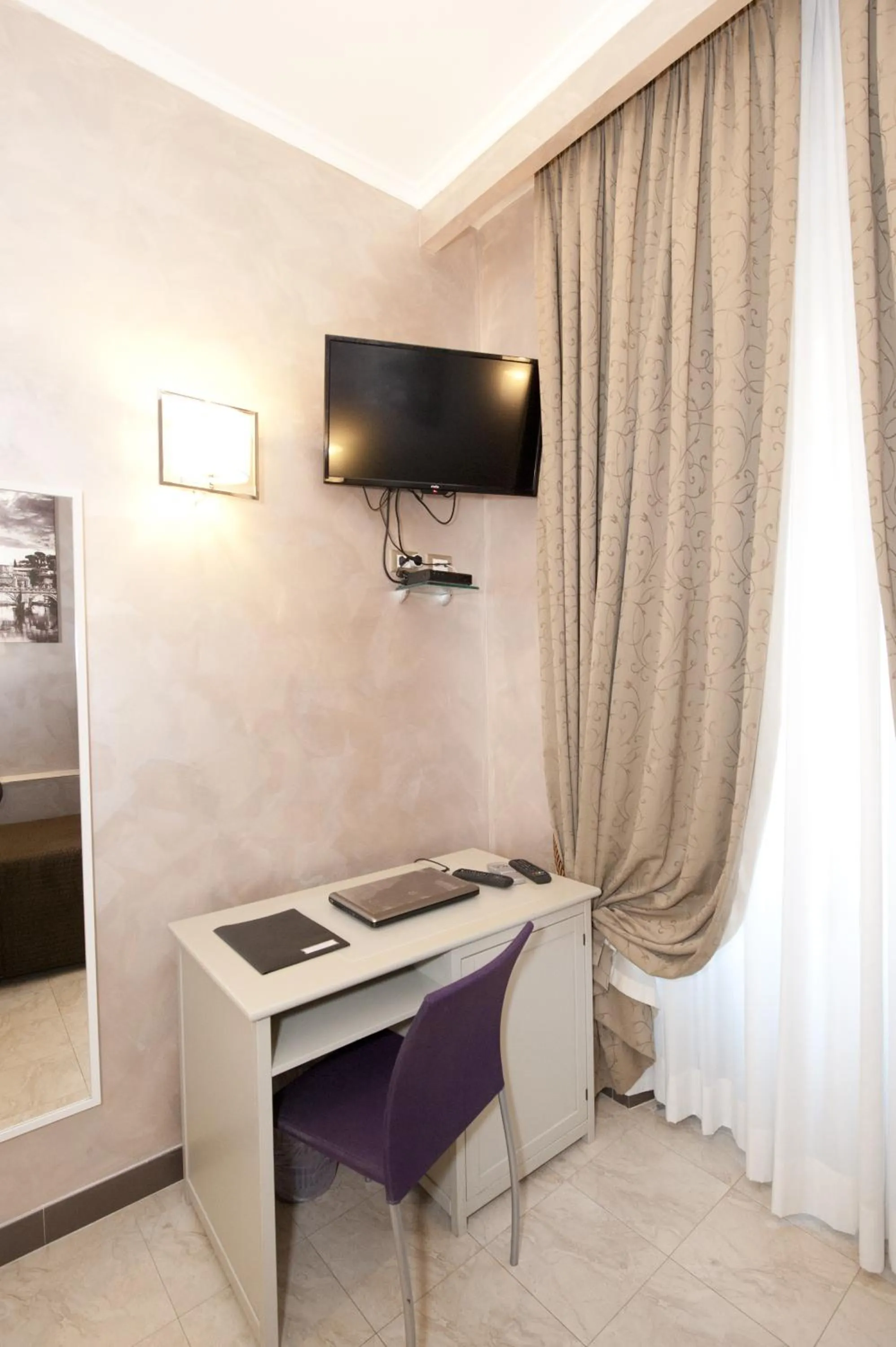 Decorative detail in Aelius