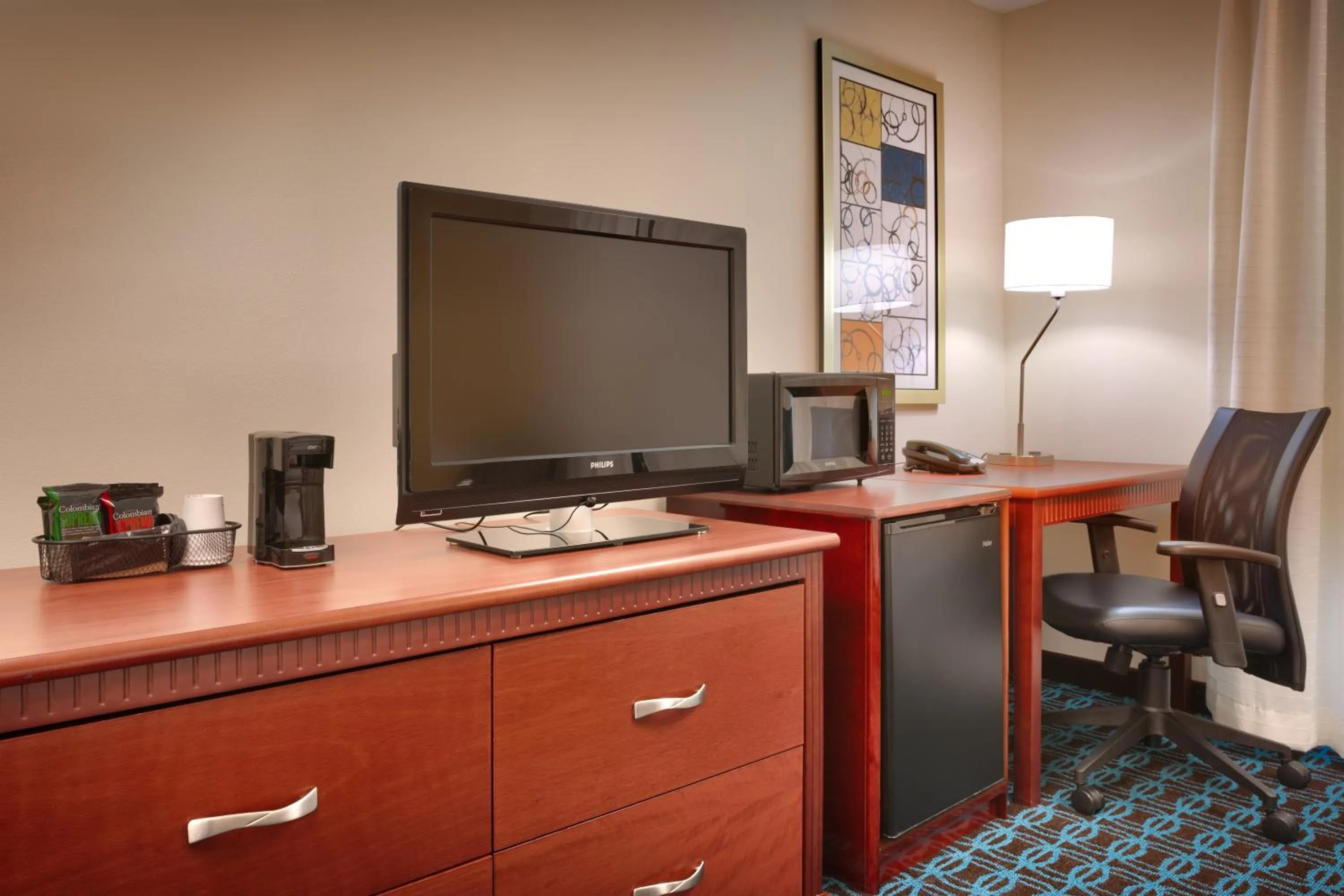 Coffee/tea facilities in Fairfield Inn & Suites Boise Nampa