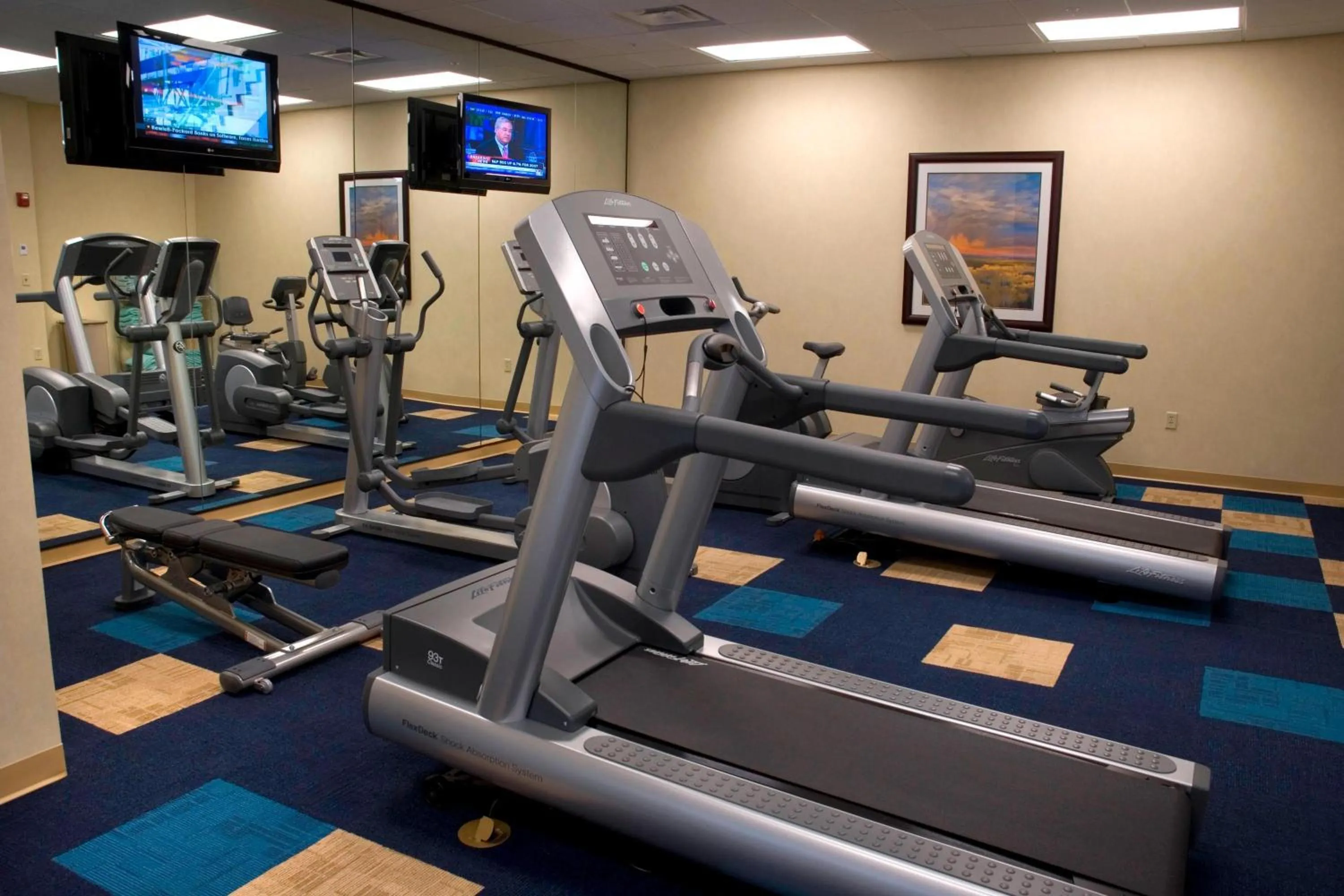 Fitness centre/facilities in Courtyard by Marriott Canton