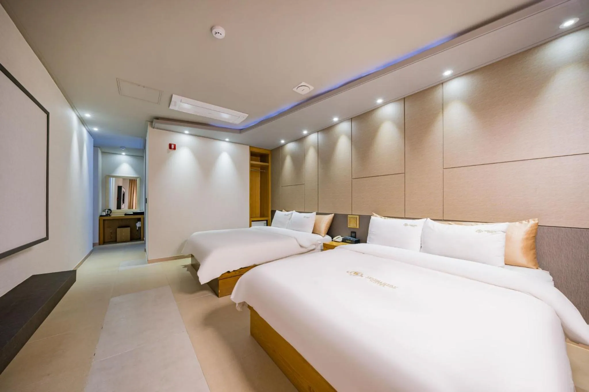 Bed in Yeosu Stay Hotel