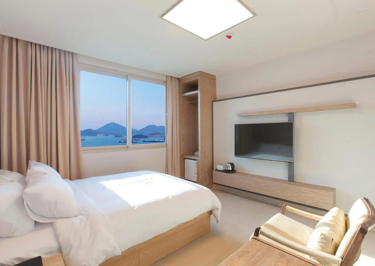 Bed in Yeosu Stay Hotel