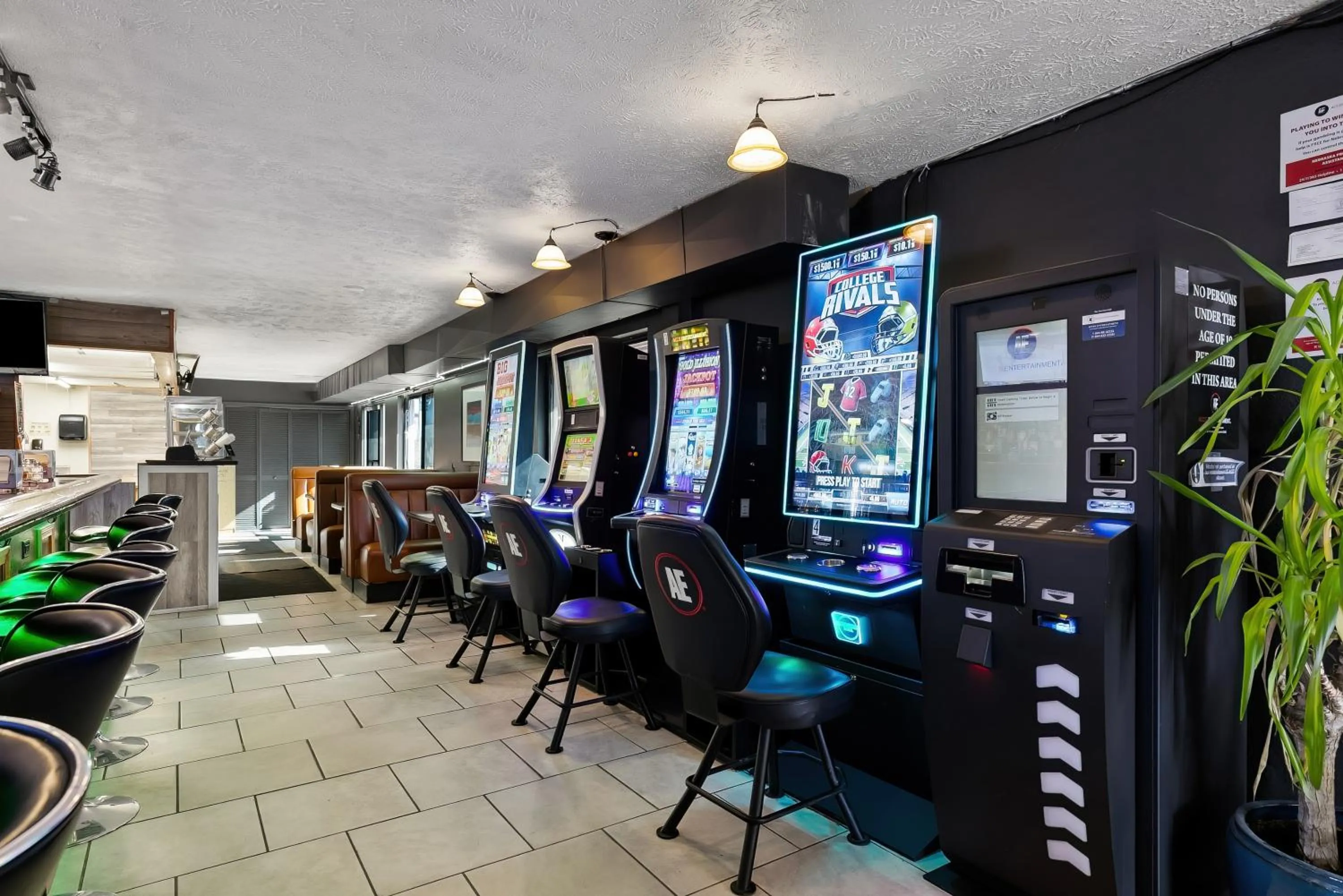 Game Room in Americas Best Value Inn - Lincoln Airport
