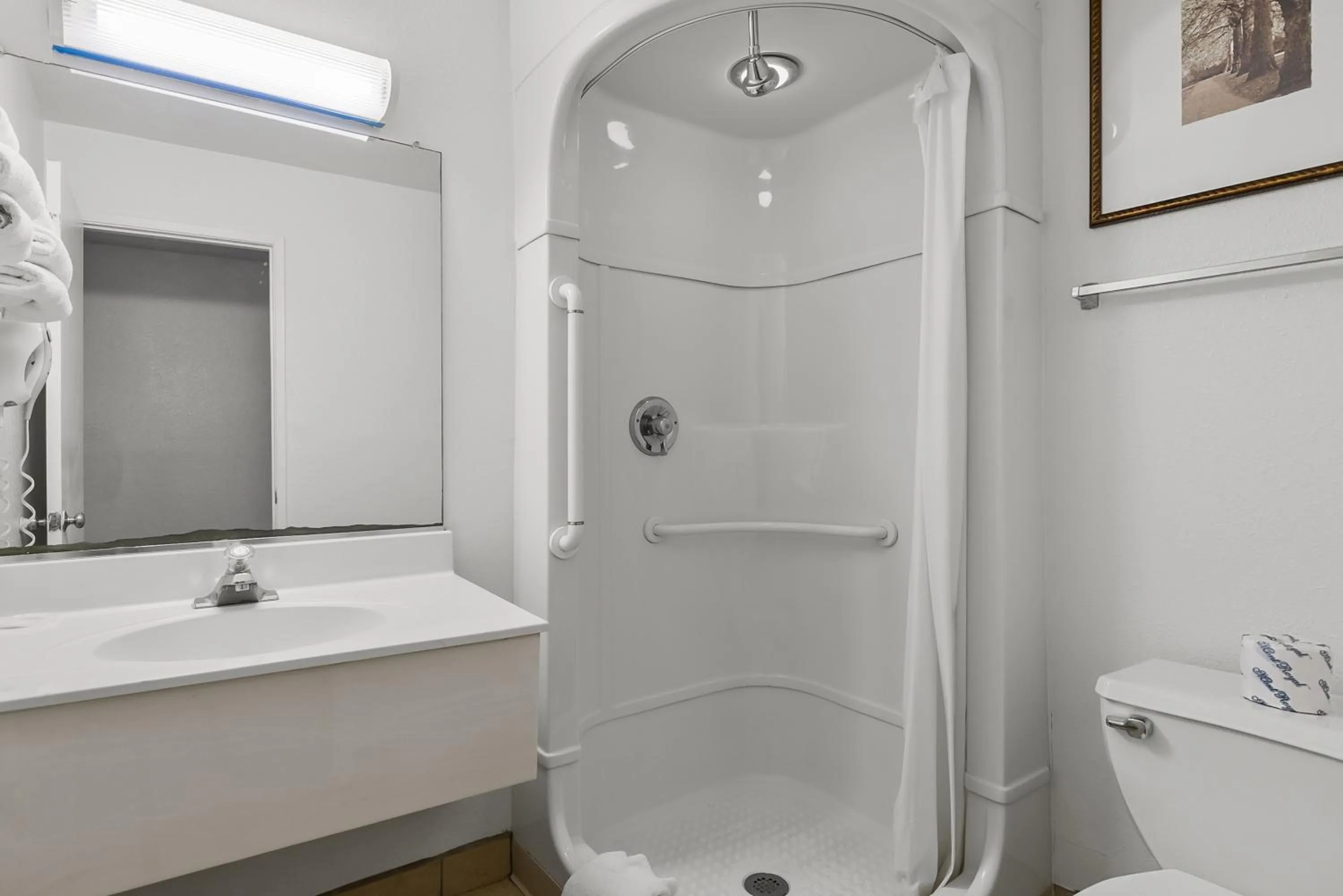 Shower in Americas Best Value Inn - Lincoln Airport