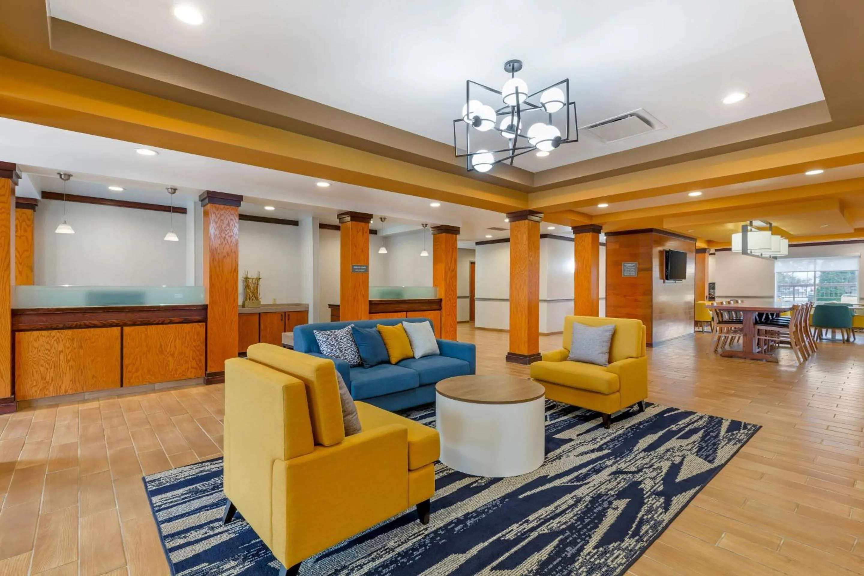 Lobby or reception in Comfort Inn & Suites Akron South