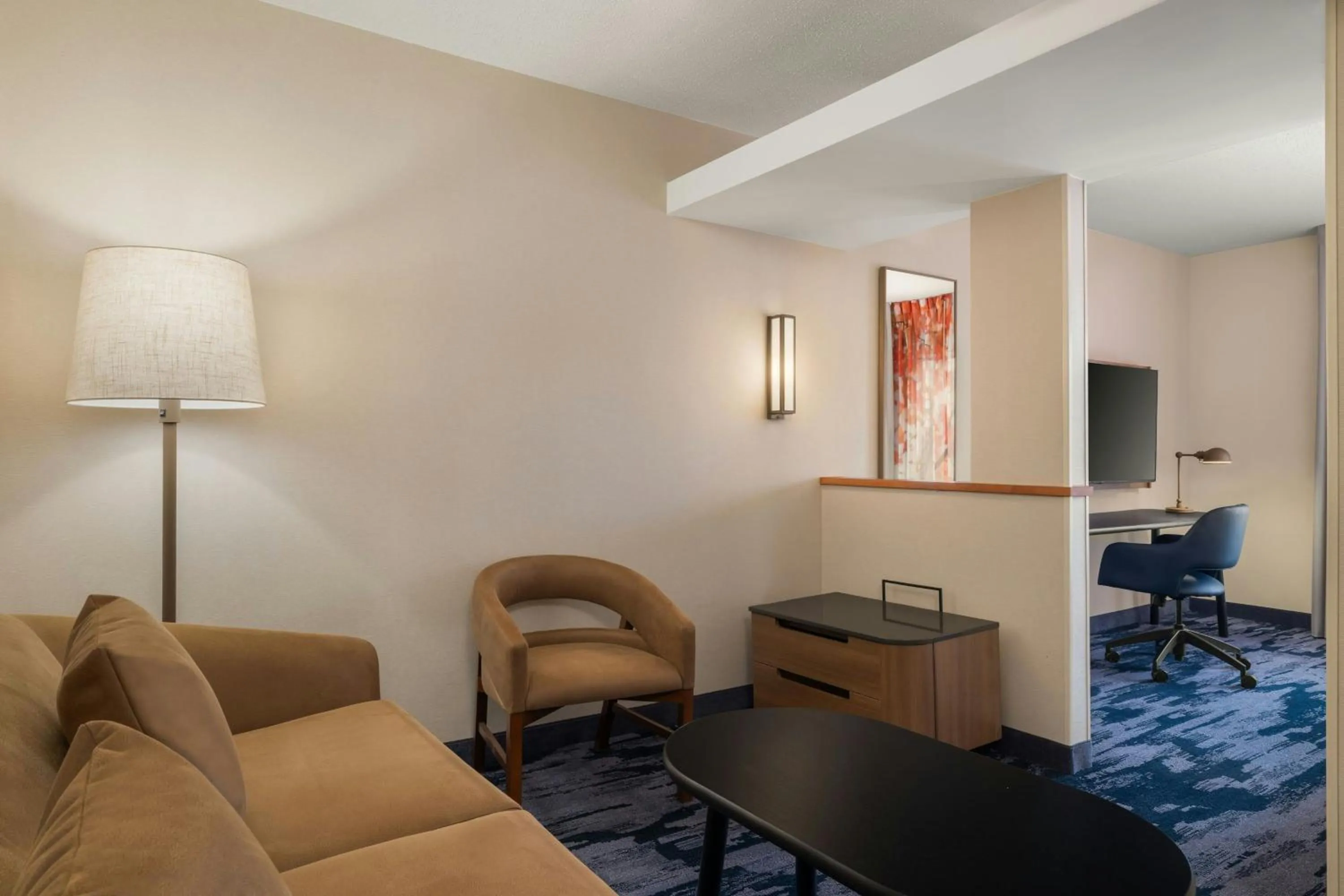 Living room in Fairfield Inn & Suites by Marriott Cumberland