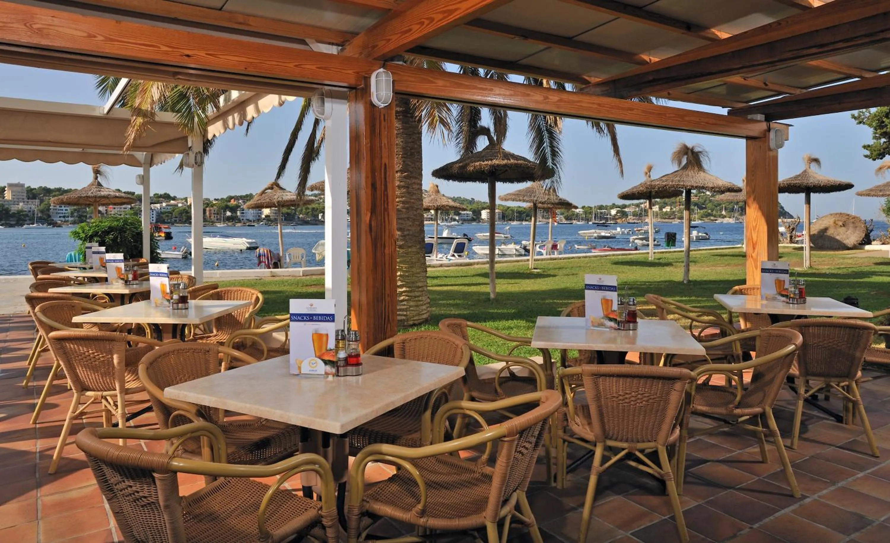 Lounge or bar in Globales Verdemar