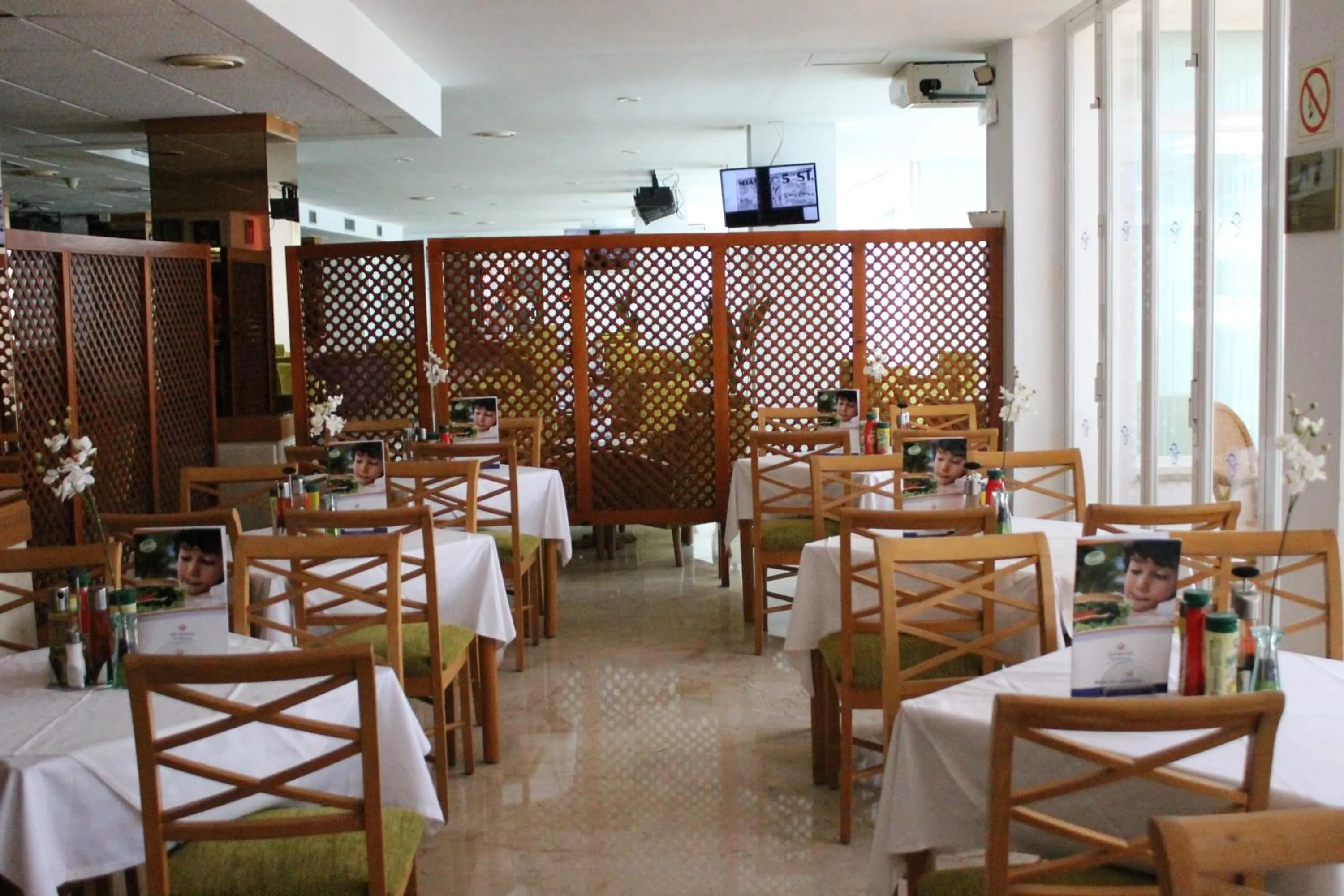 Restaurant/places to eat in Globales Verdemar