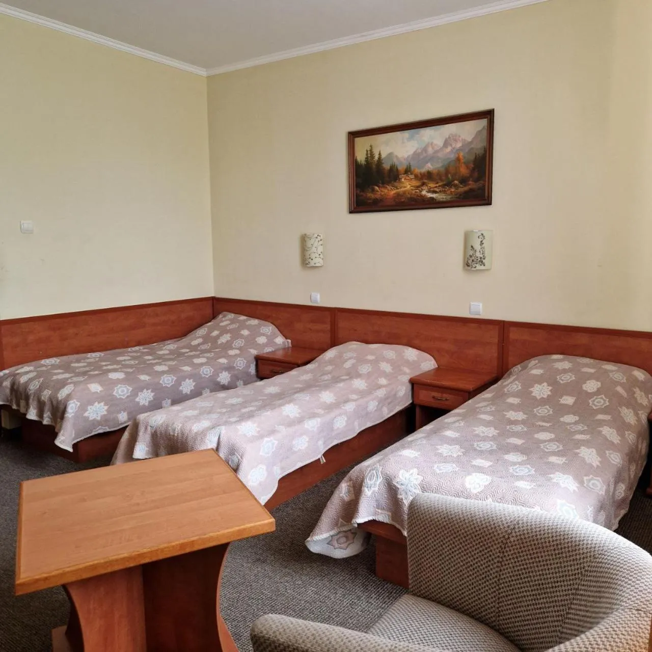 Bed in Hotel Helikon