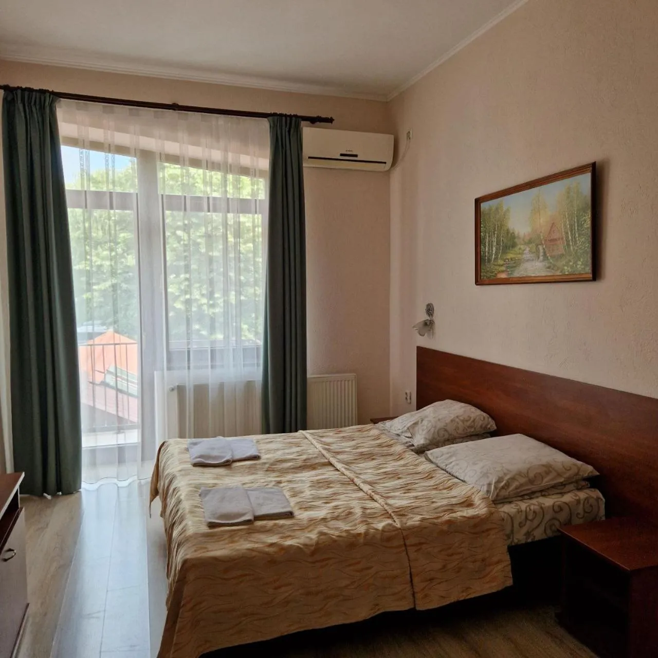 Bed in Hotel Helikon