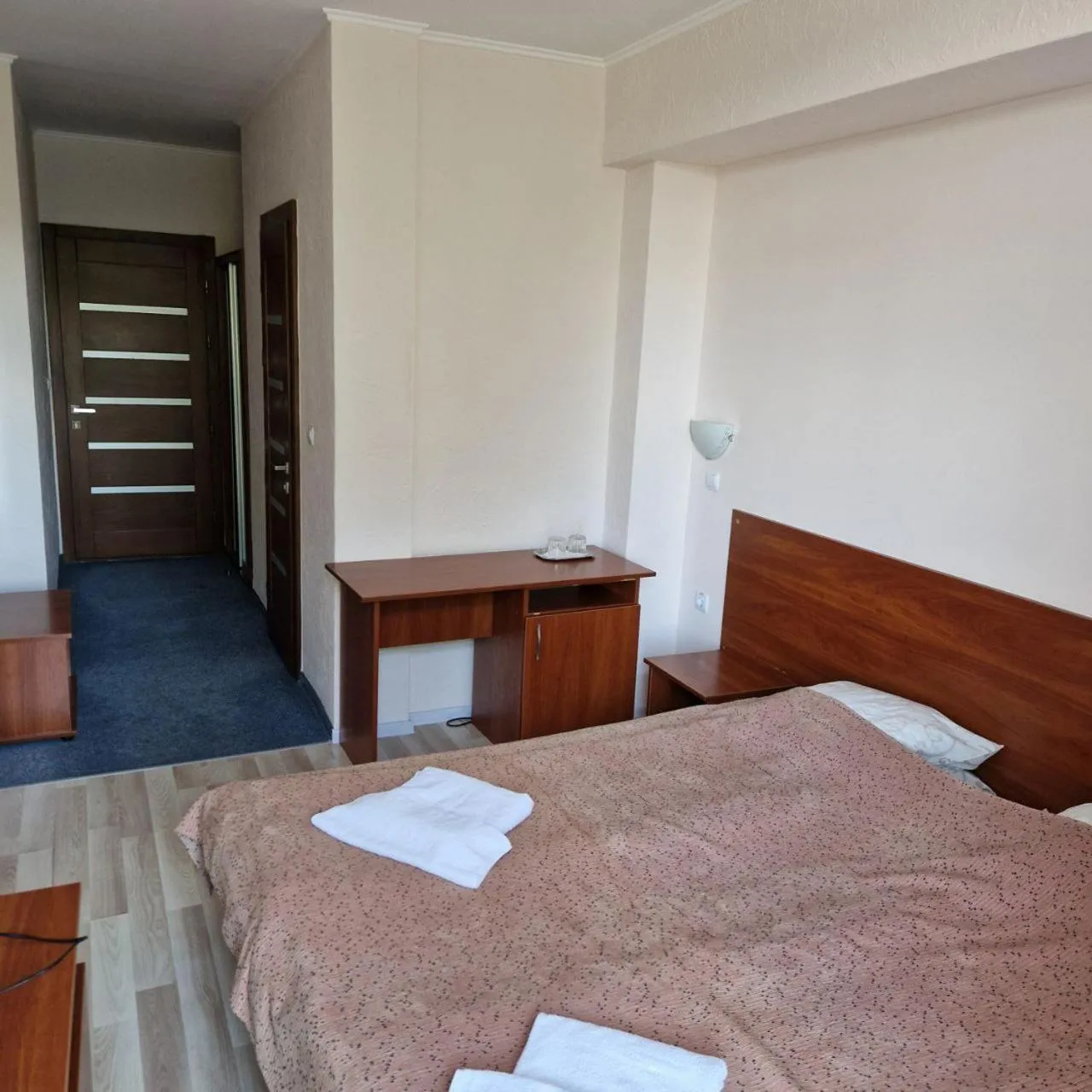 Bed in Hotel Helikon