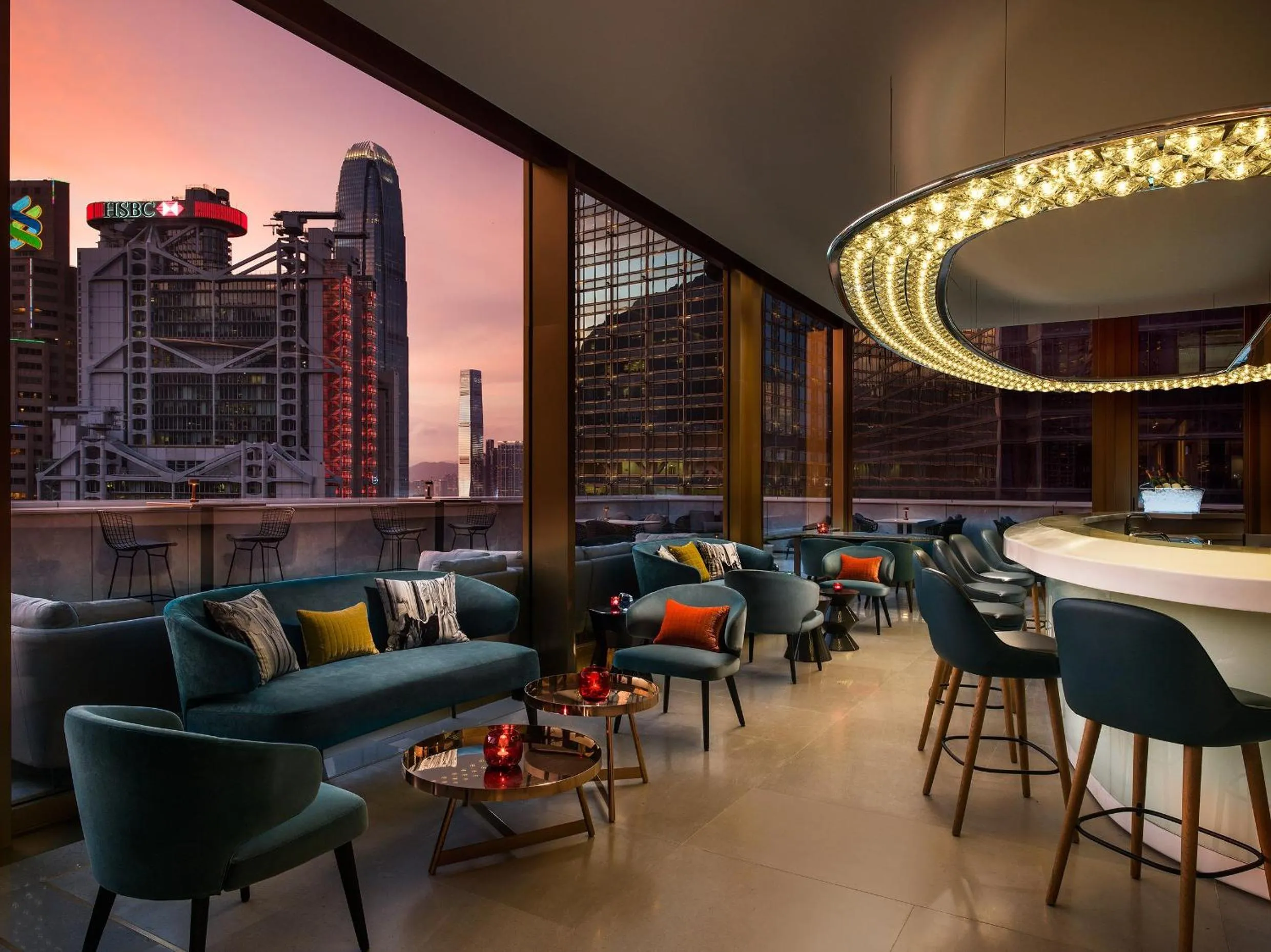 Lounge or bar in The Murray, Hong Kong, a Niccolo Hotel